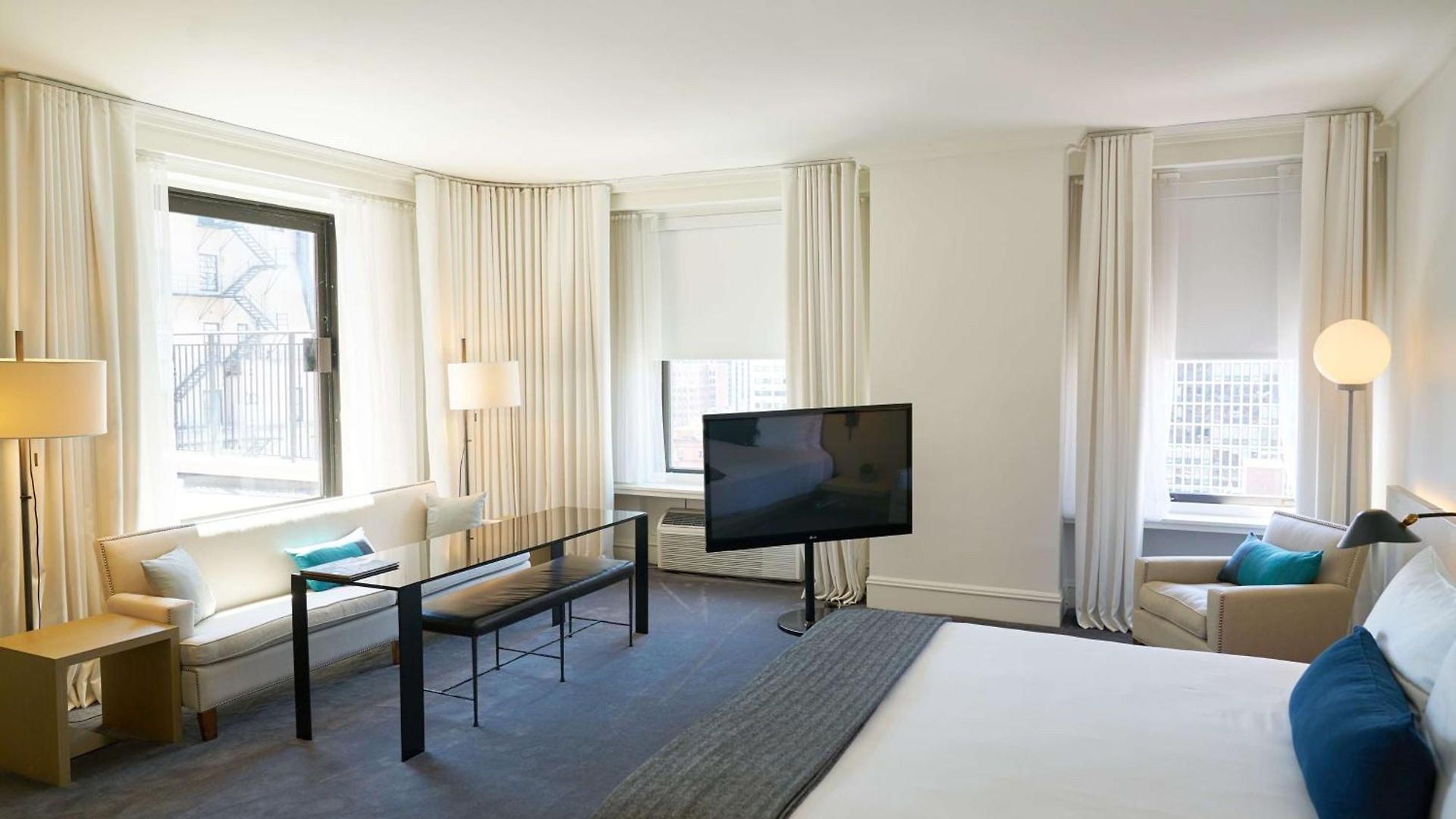 Hotel Ambassador Chicago, Part Of Jdv By Hyatt Chicago