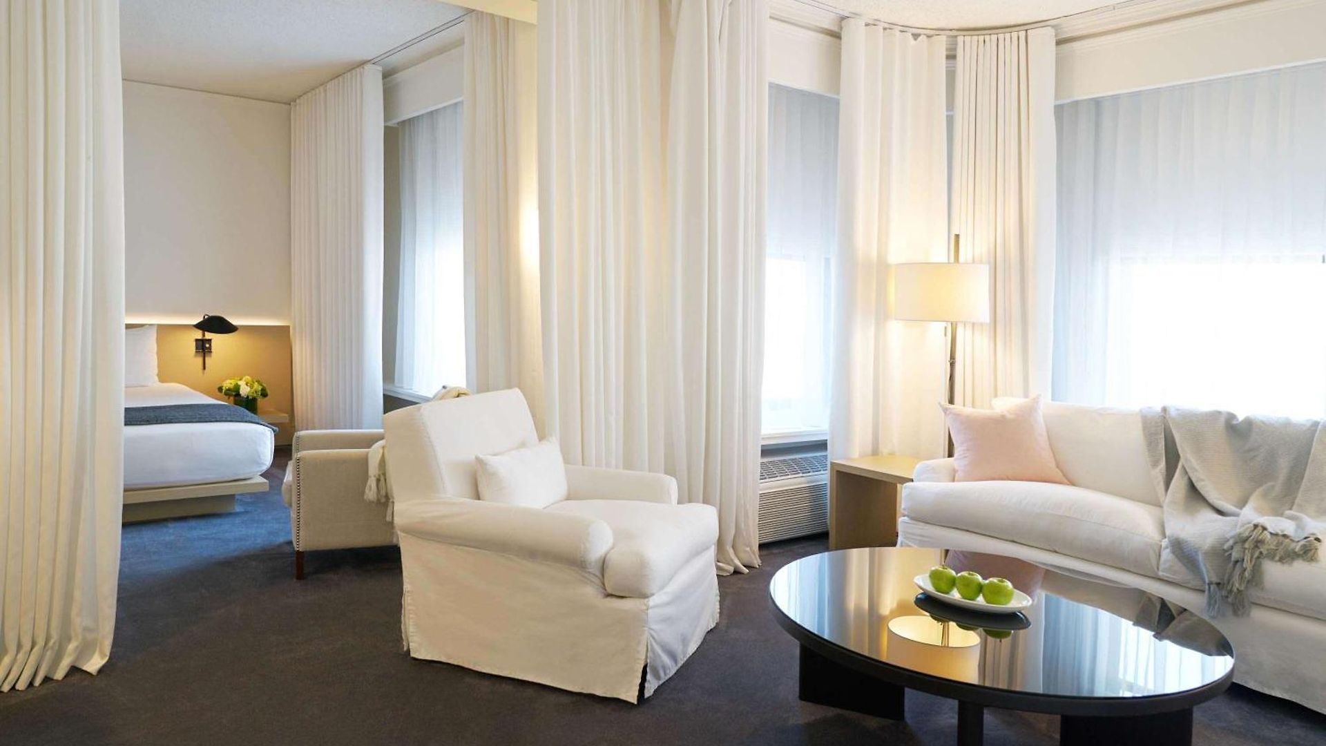 Ambassador Chicago, Part Of Jdv By Hyatt 4* Chicago