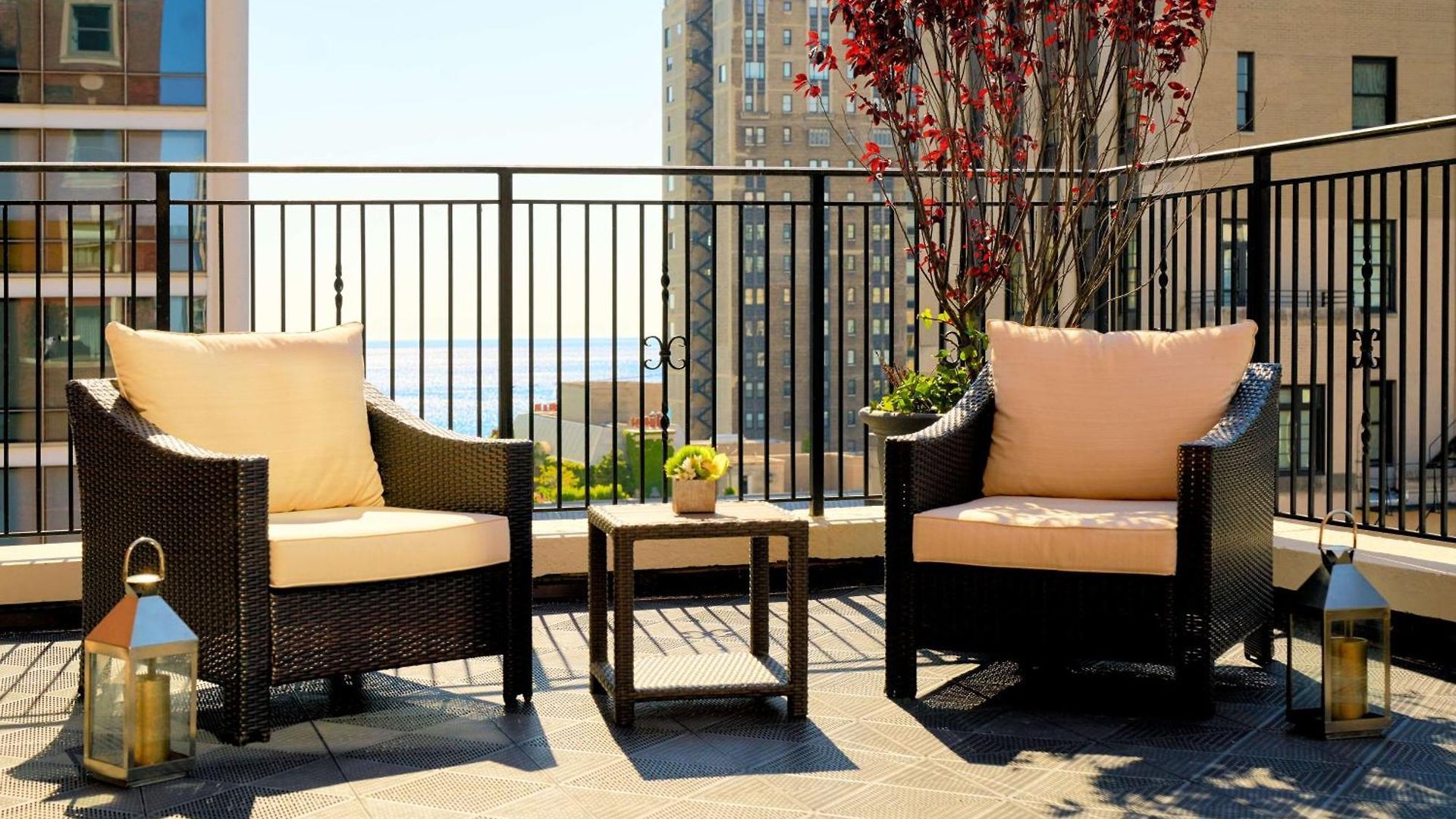 Hotel Ambassador Chicago, Part Of Jdv By Hyatt 4*
