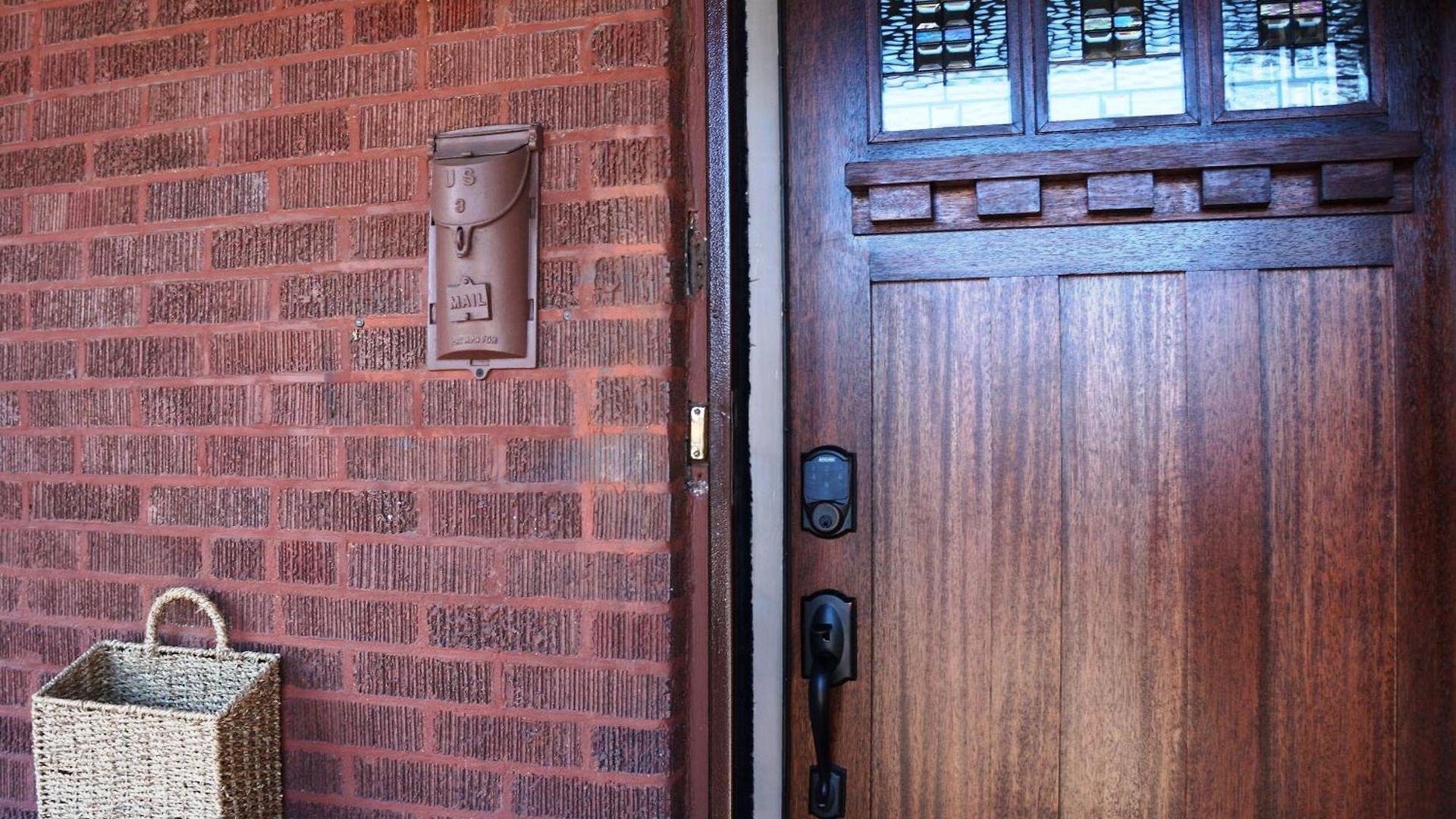 Well-appointed Cozy Portage Park Apt, Dogs, Kids, Free Parking, 420 Compliant Chicago