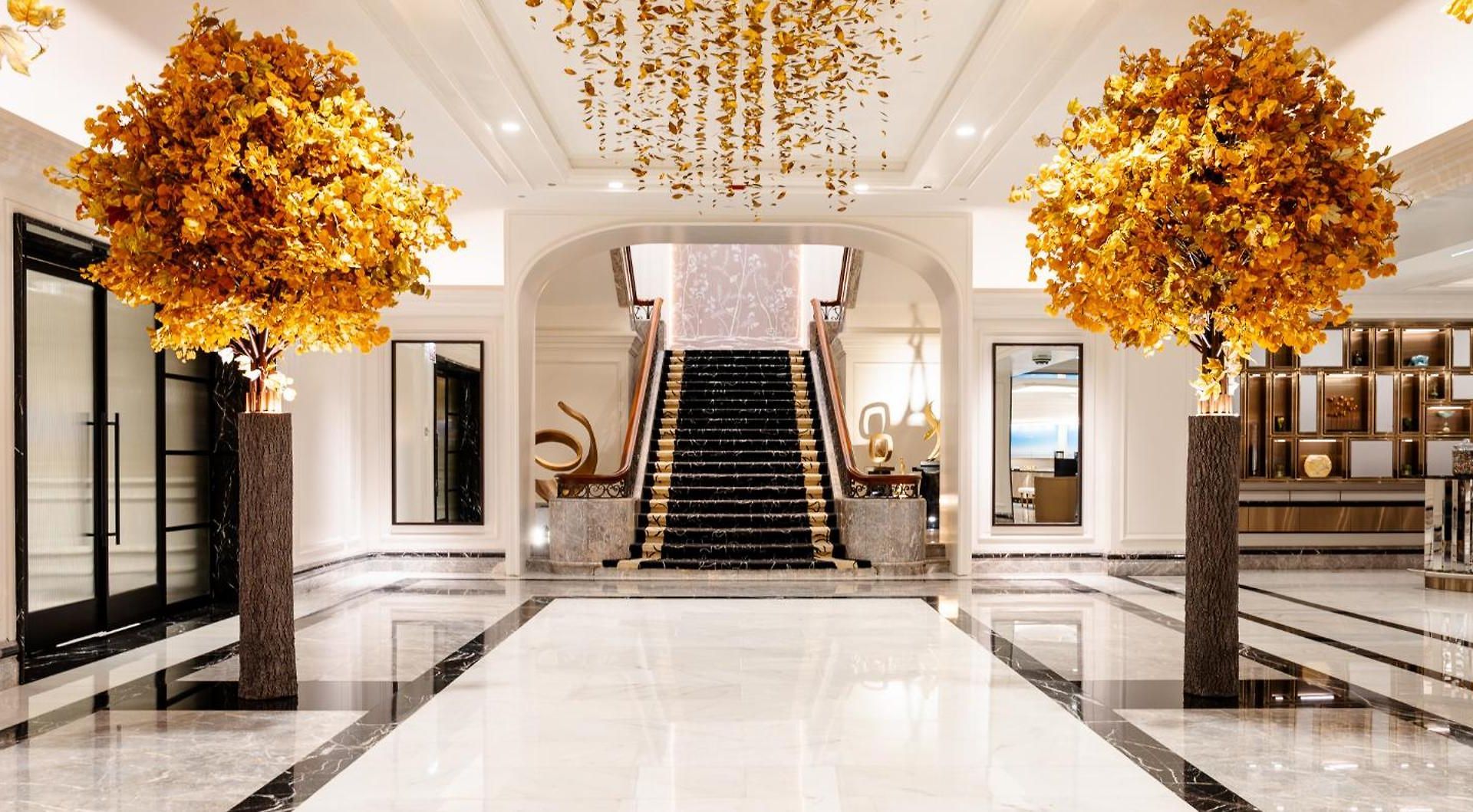 Four Seasons Hotel