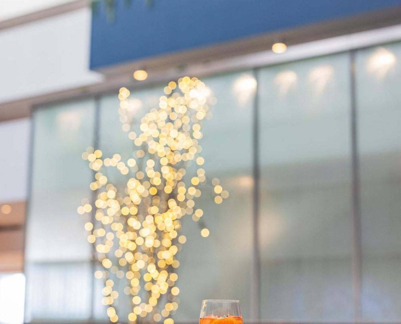 - Dwtn - The Mart By Ihg Hotel Chicago