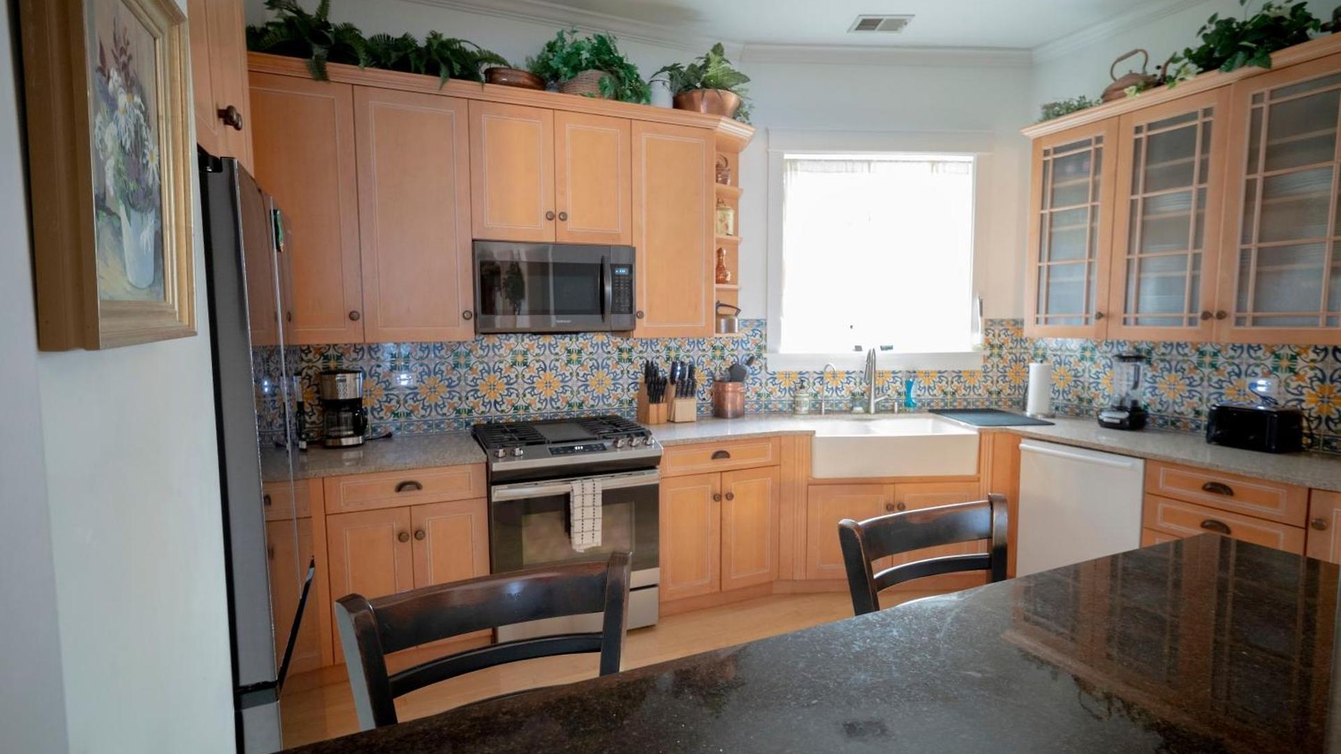 Bootlegger House Sleeps 10-20 Free Tv & Parking Chicago