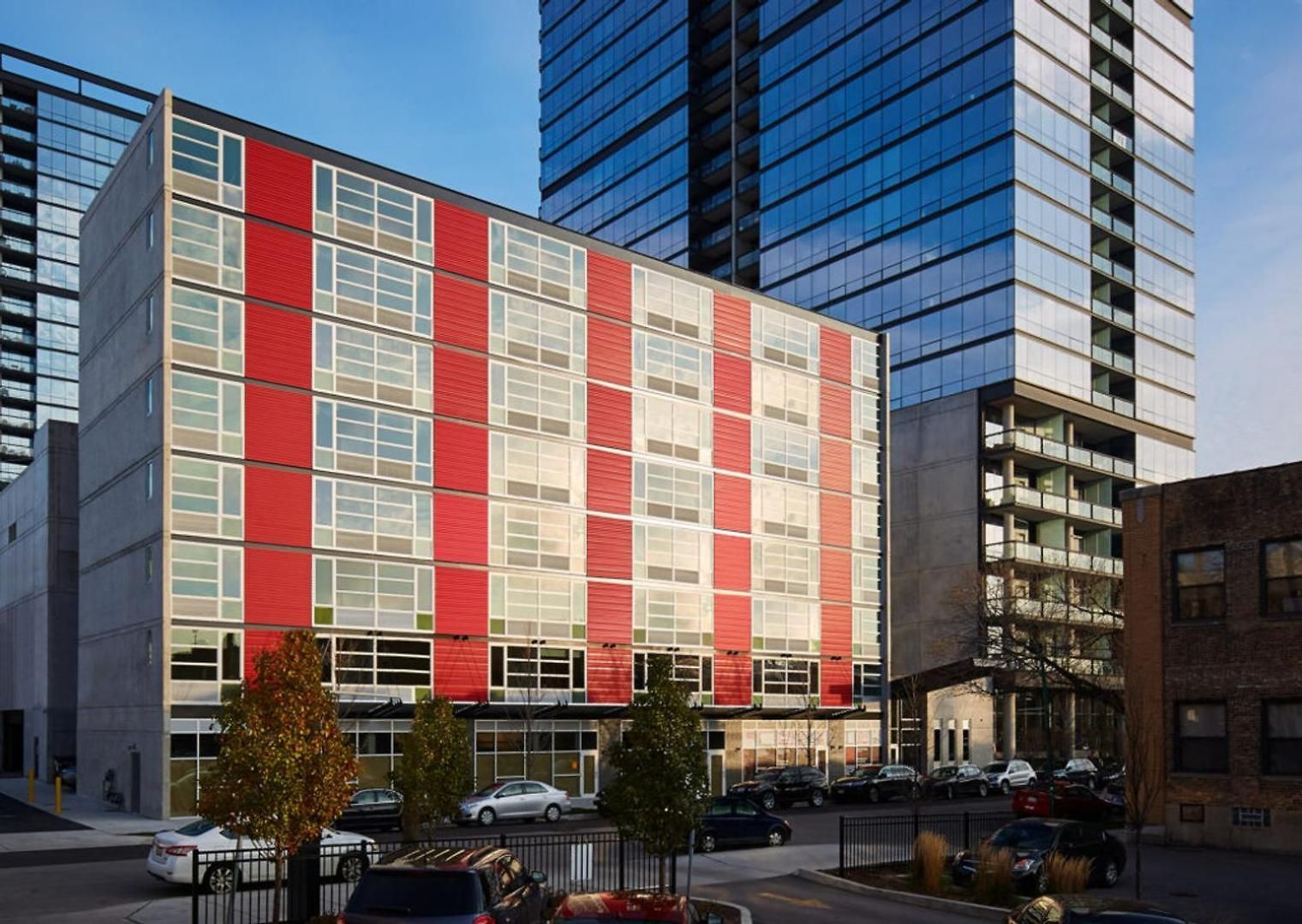 Apartment Lincoln Park W Wd Patio Nr L Chi-328 *
