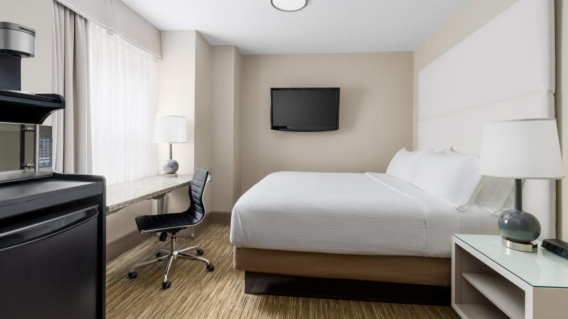 Express - Magnificent Mile By Ihg Chicago