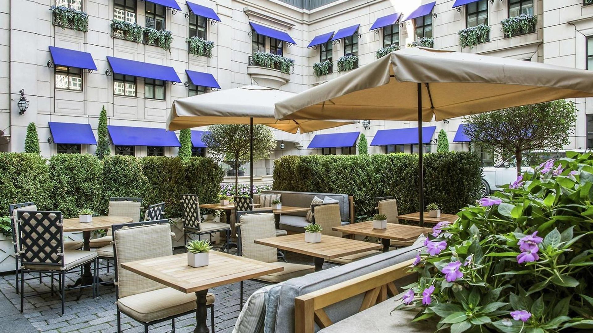 Waldorf Astoria Hotel 5*
