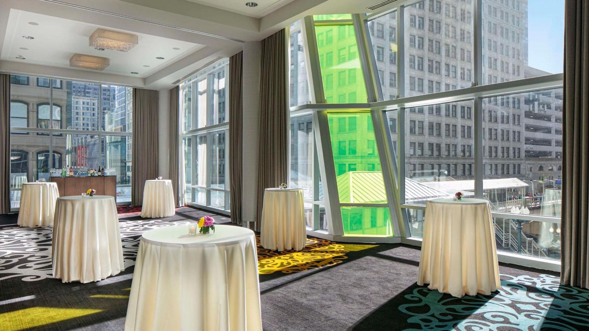 Hotel Thewit Chicago, A Hilton