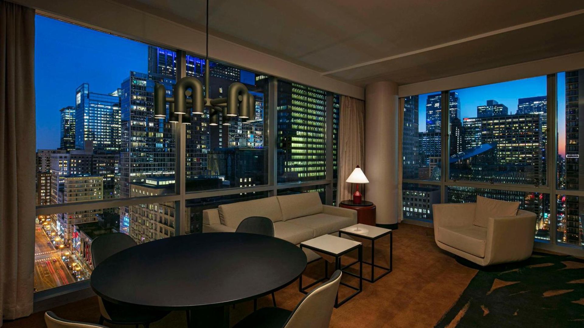 Hotel Thewit Chicago, A Hilton