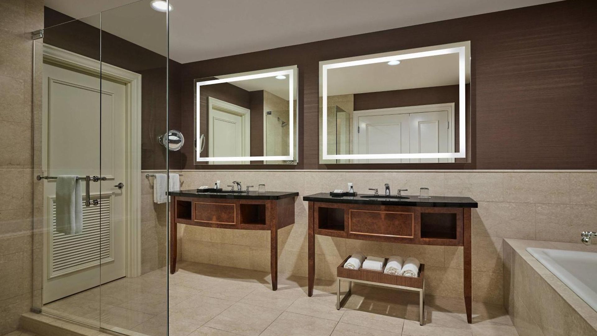 Jw Marriott 5*