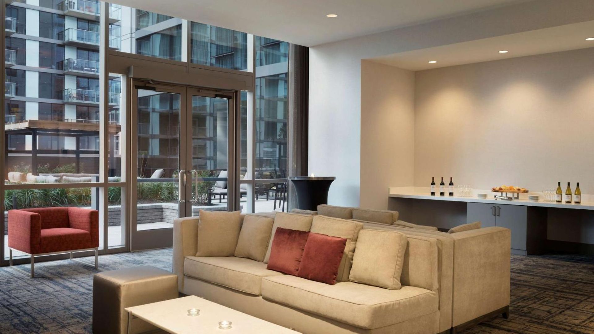 Hampton Inn Chicago West Loop Fulton Market Area Hotel 3*