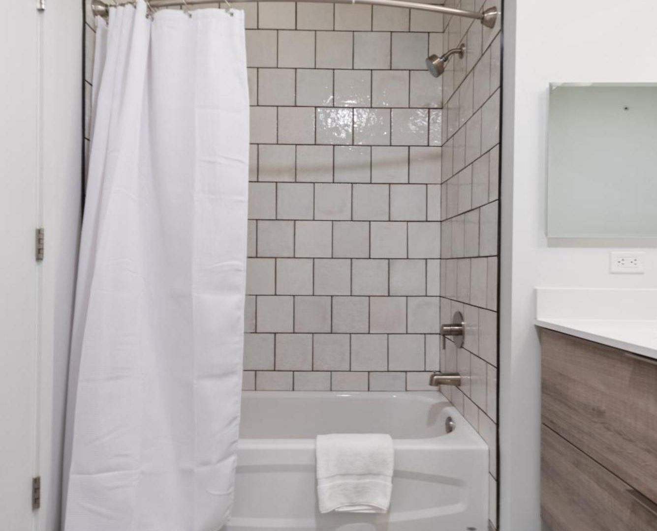 Aurelien Spacious In The Heart Of Gold Coast Chicago