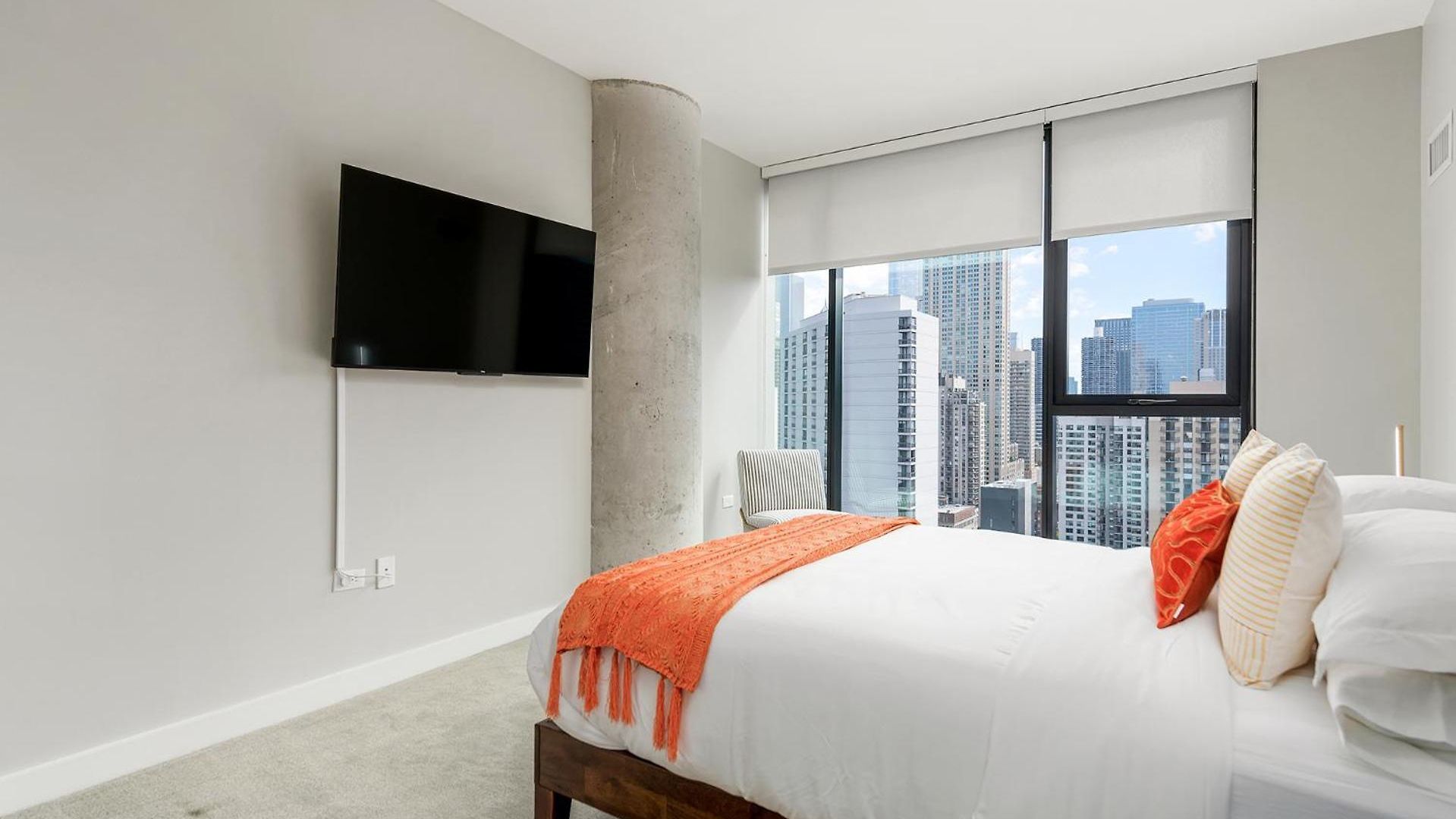 Aurelien Spacious In The Heart Of Gold Coast * Chicago