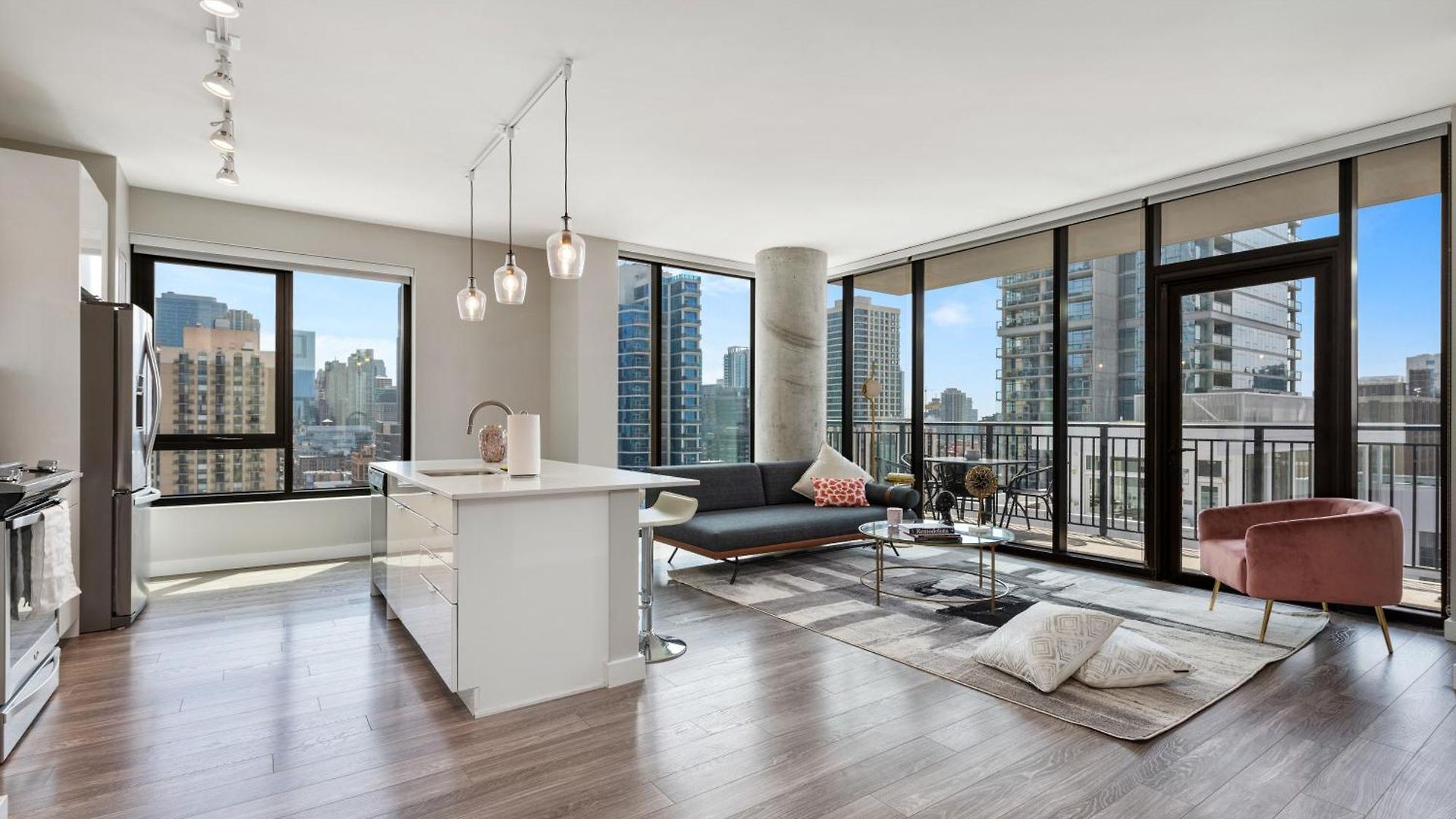 Aurelien Spacious In The Heart Of Gold Coast Apartment