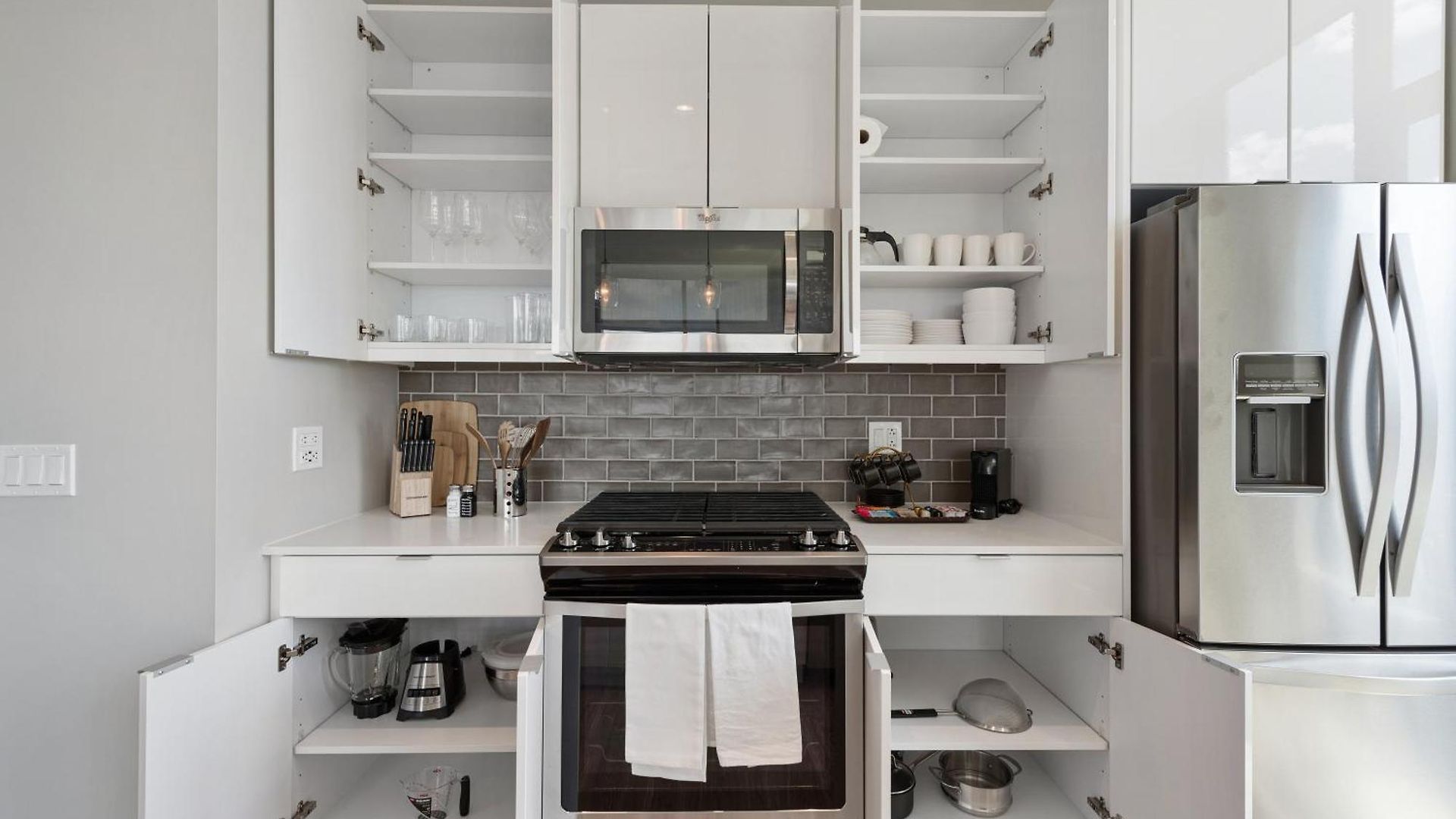 Apartment Aurelien Spacious In The Heart Of Gold Coast *