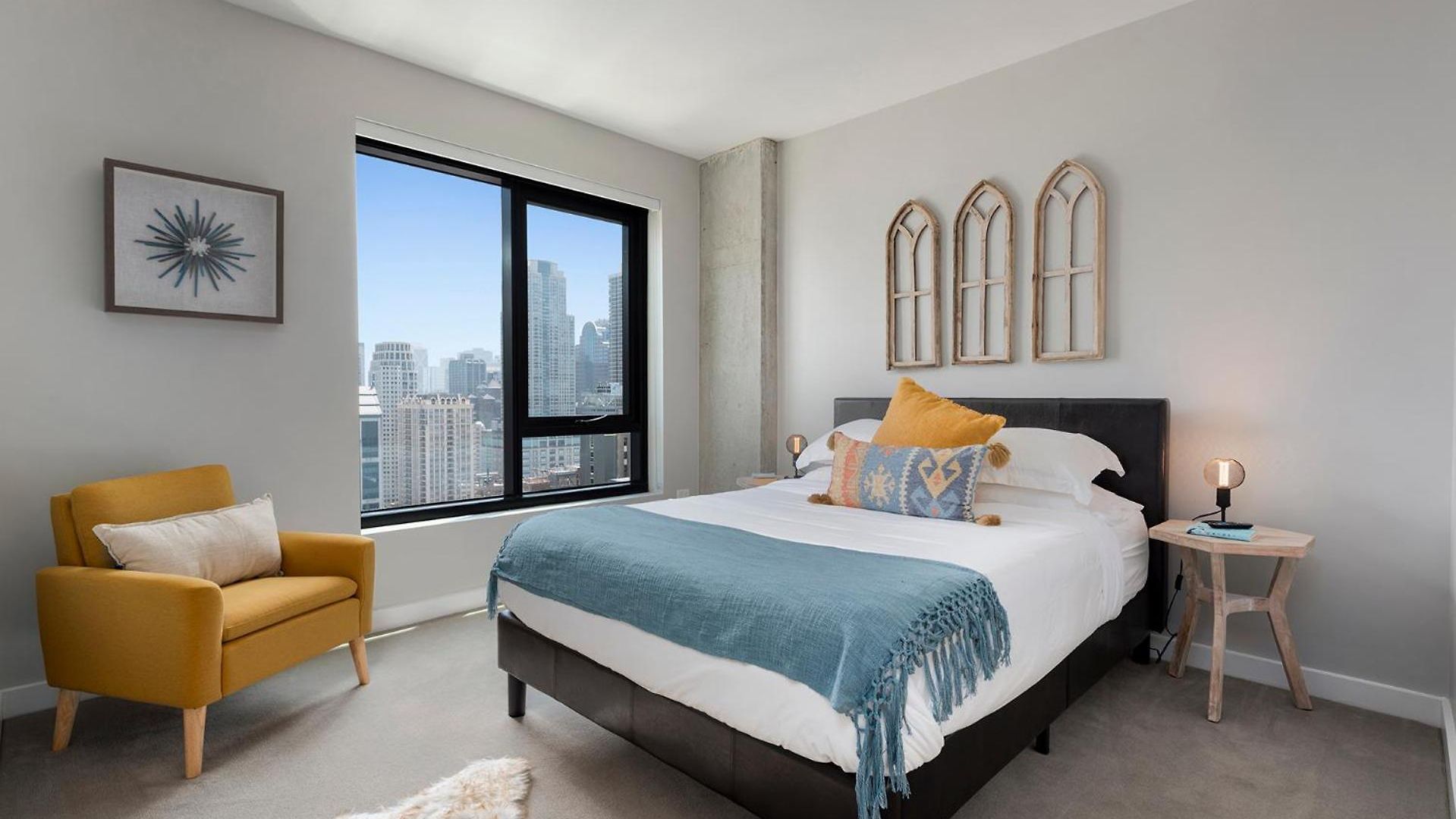 Aurelien Spacious In The Heart Of Gold Coast Apartment Chicago