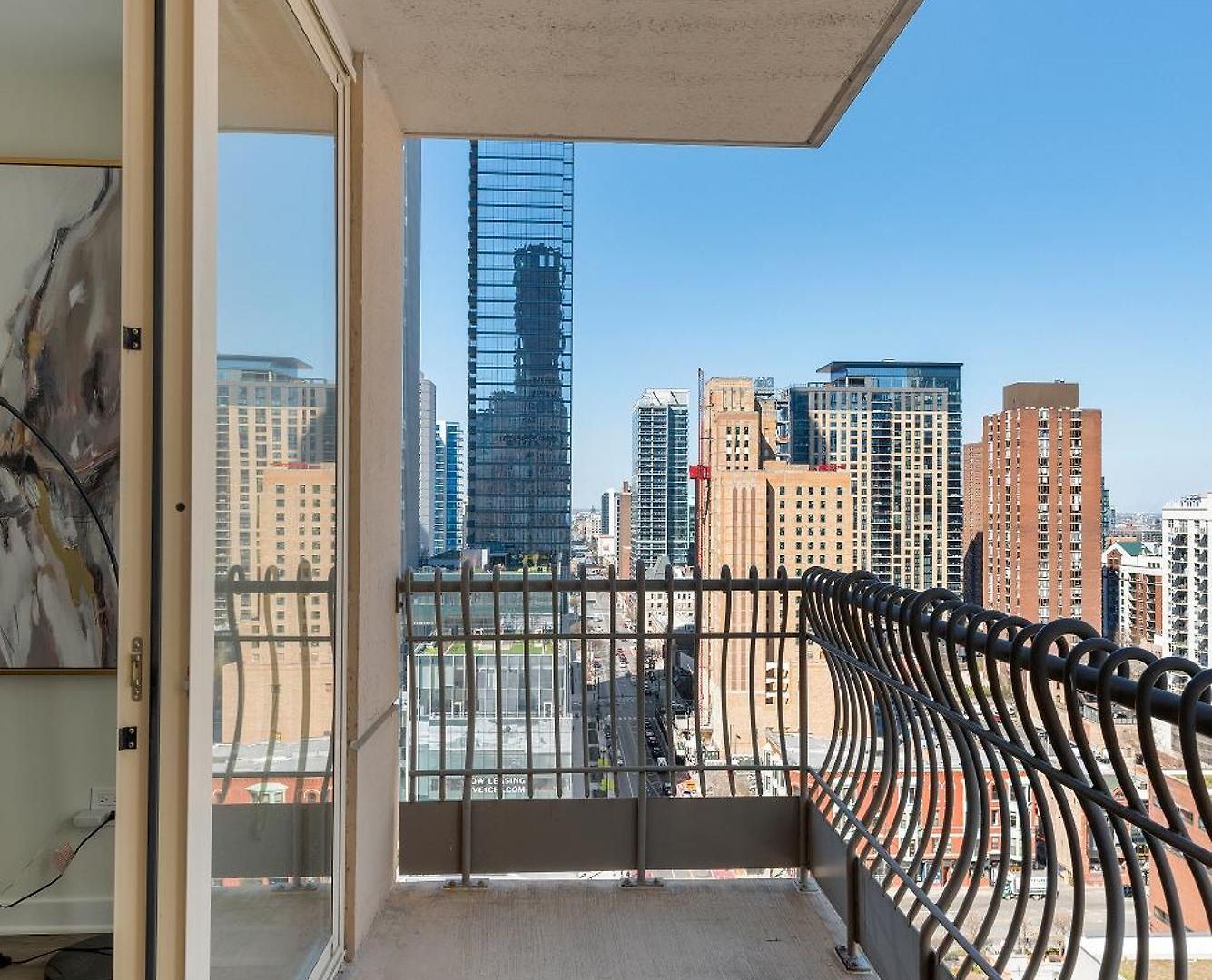 The Bernardin Gold Coast Luxury Near Magnificent Mile
