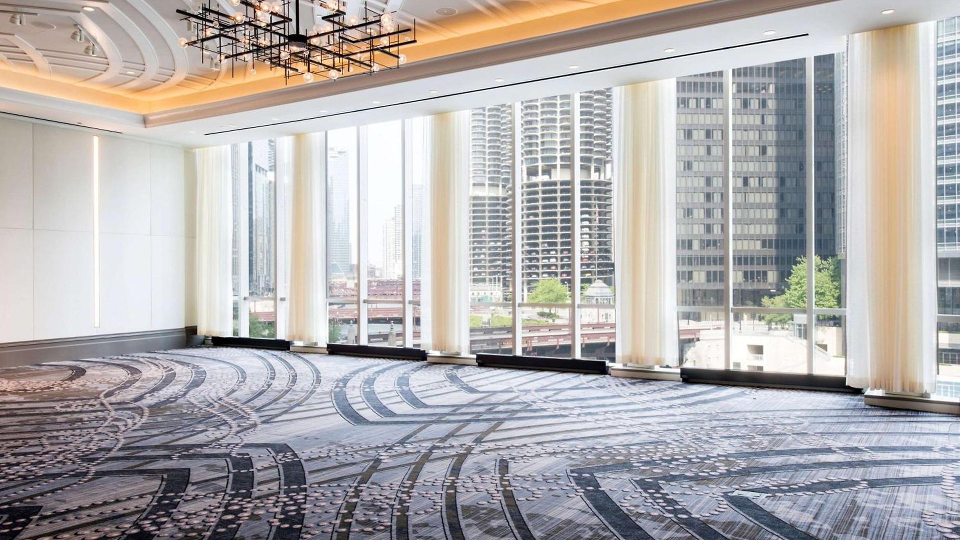 Londonhouse Chicago, Curio Collection By Hilton Hotel
