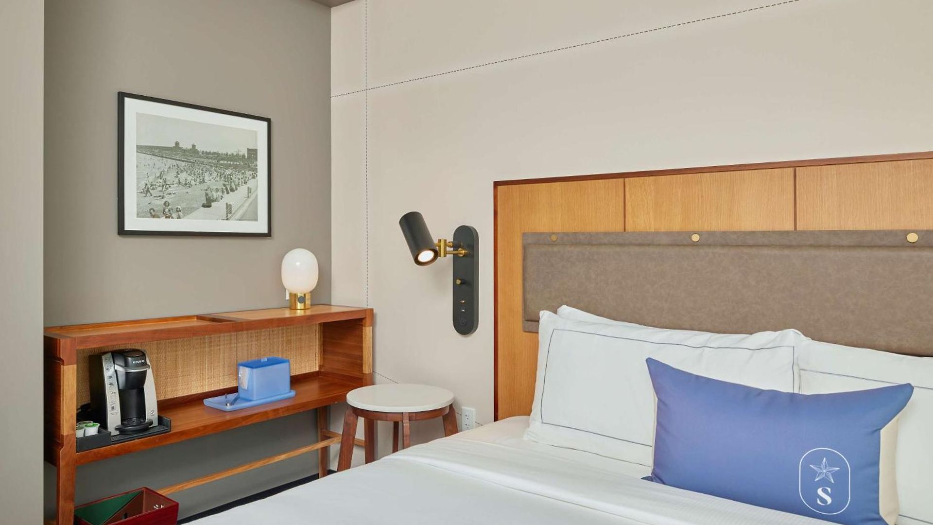 Hotel Sable At Navy Pier Chicago, Curio Collection By Hilton
