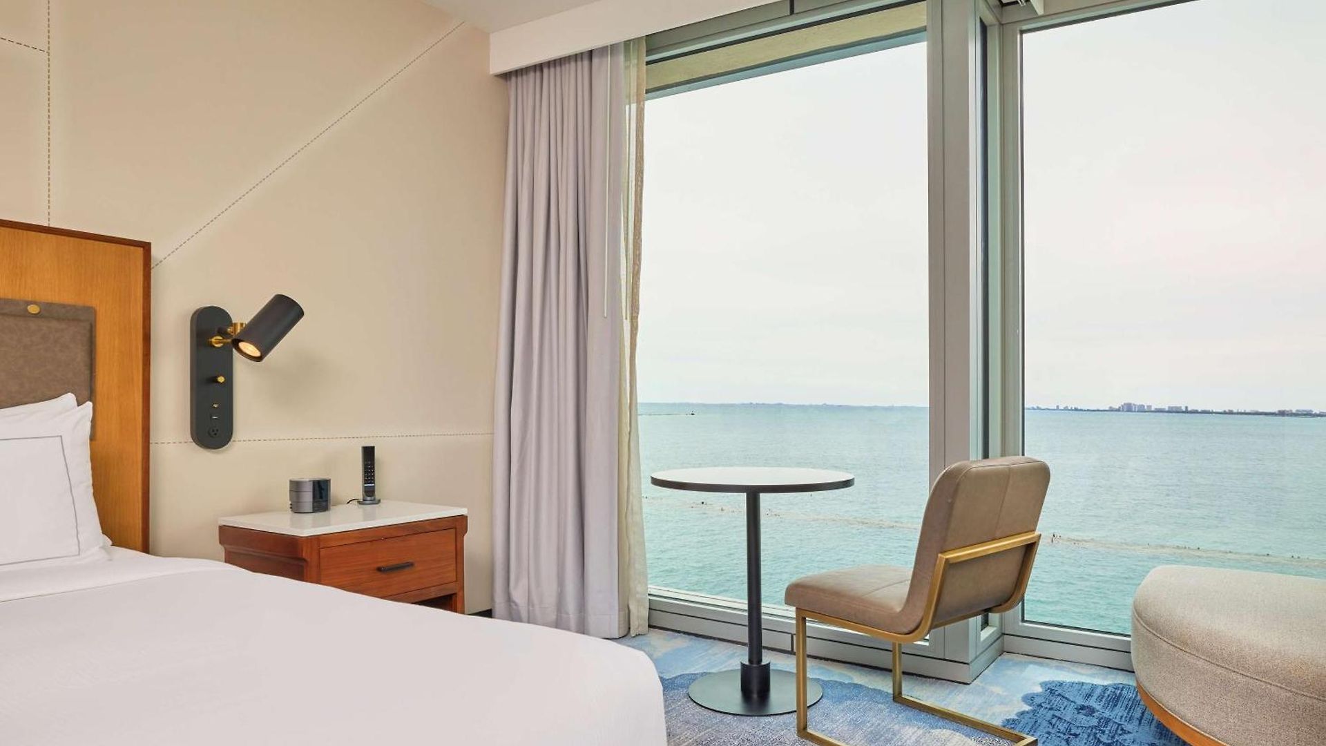 Sable At Navy Pier Chicago, Curio Collection By Hilton