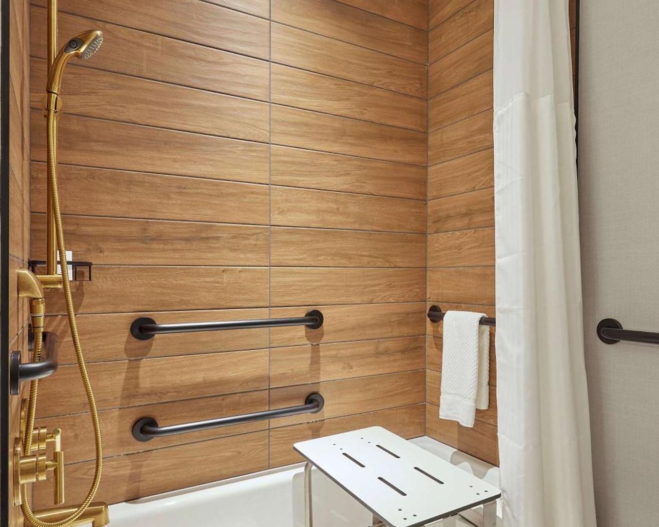 Sable At Navy Pier Chicago, Curio Collection By Hilton