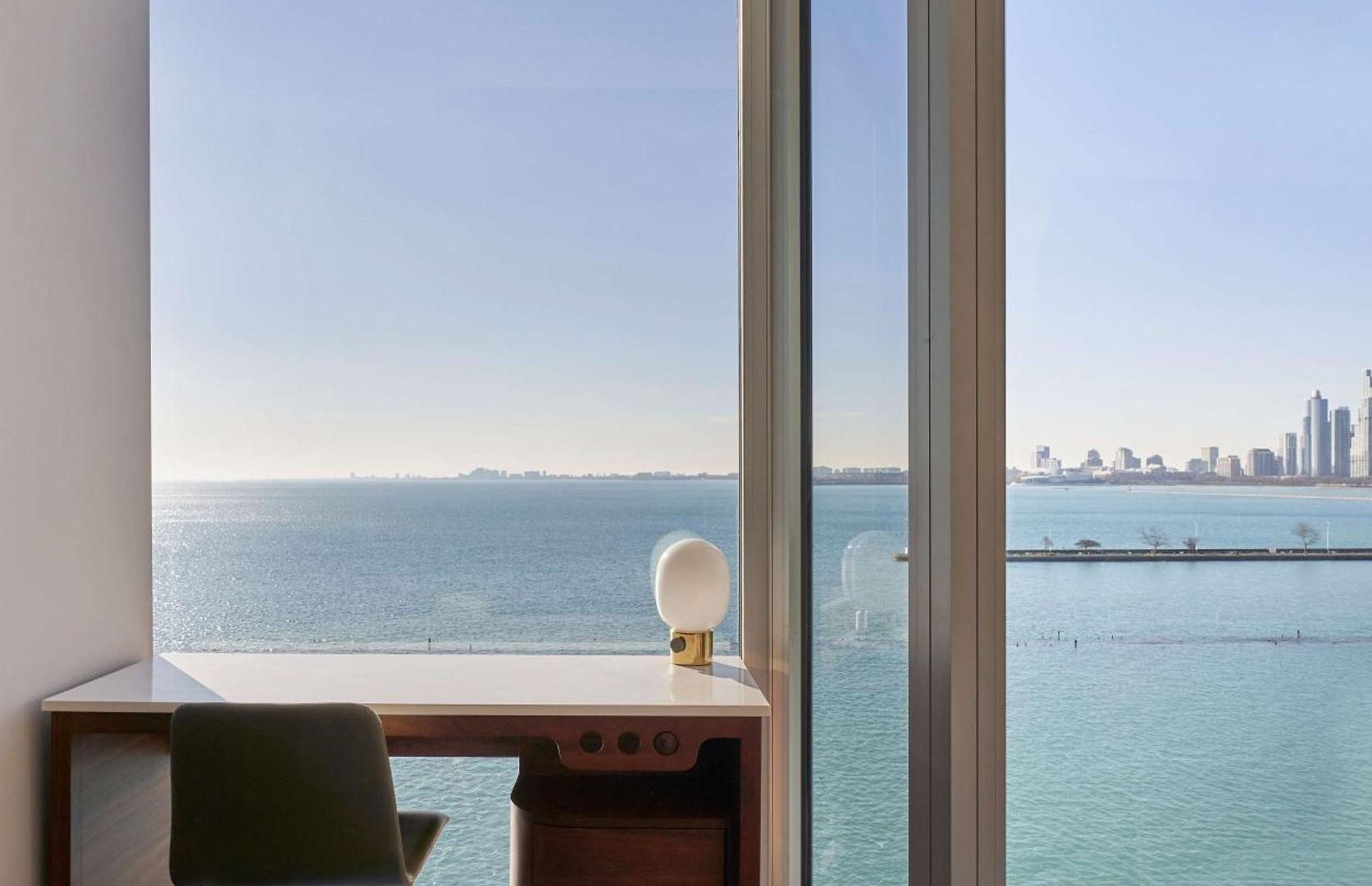 Sable At Navy Pier Chicago, Curio Collection By Hilton 4*