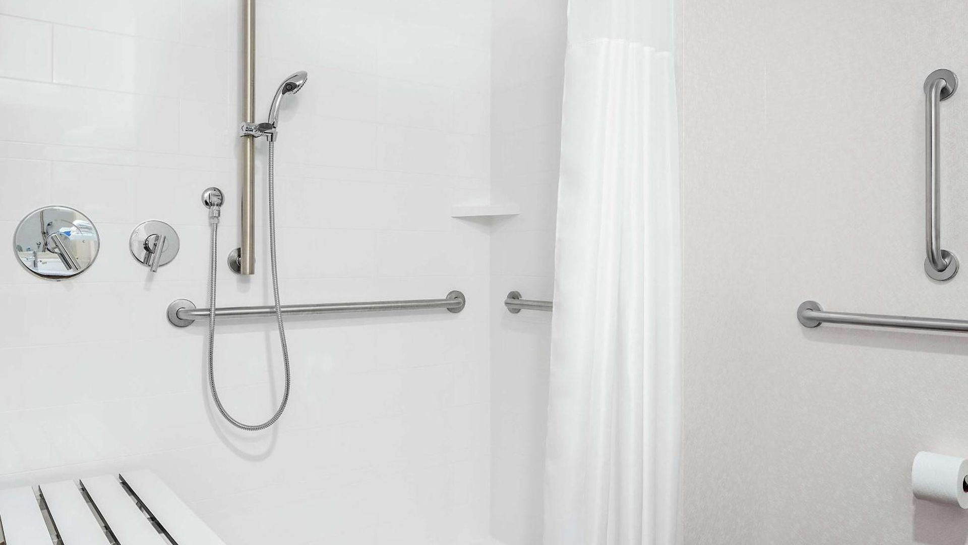 Hampton Mccormick Place Hotel 3*