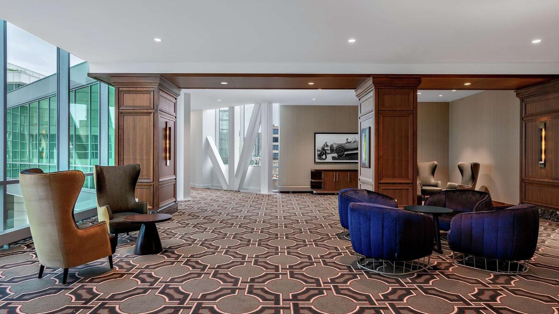 Hampton Mccormick Place Hotel 3*