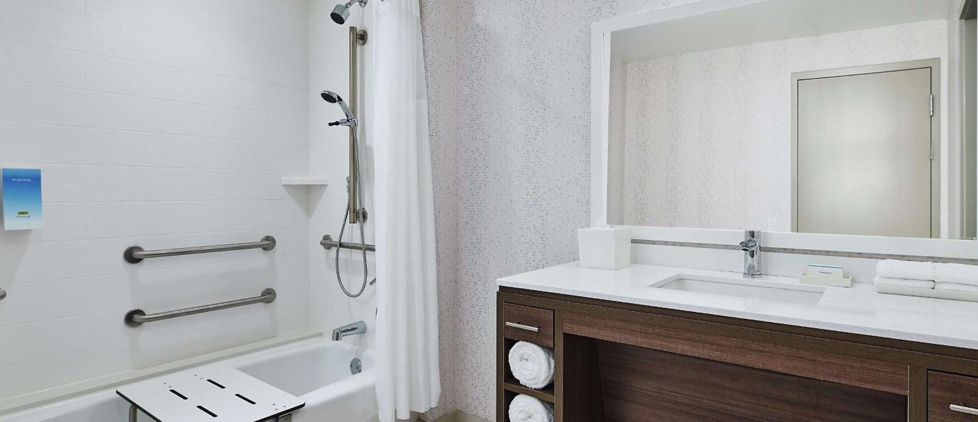Home2 By Hilton Mccormick Place Hotel Chicago