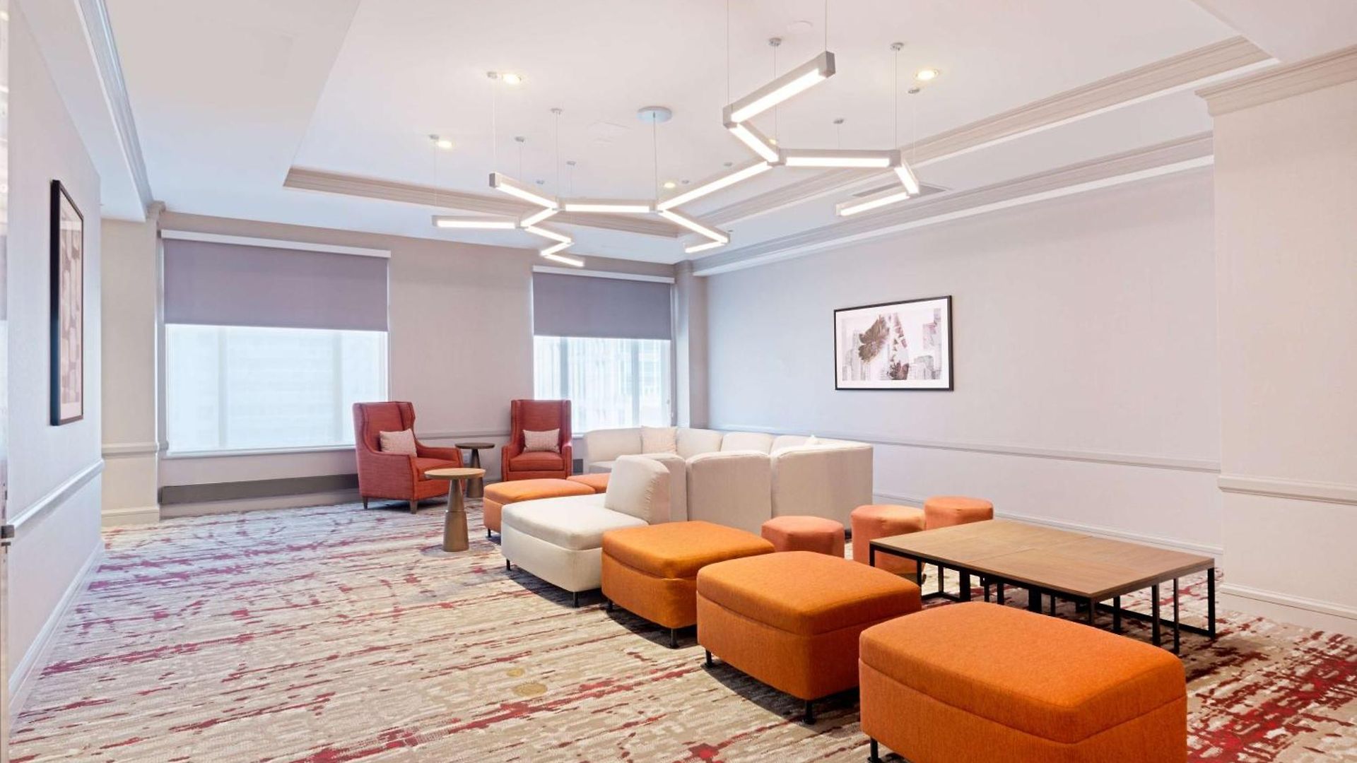 Hilton Garden Downtown/magnificent Mile Hotel