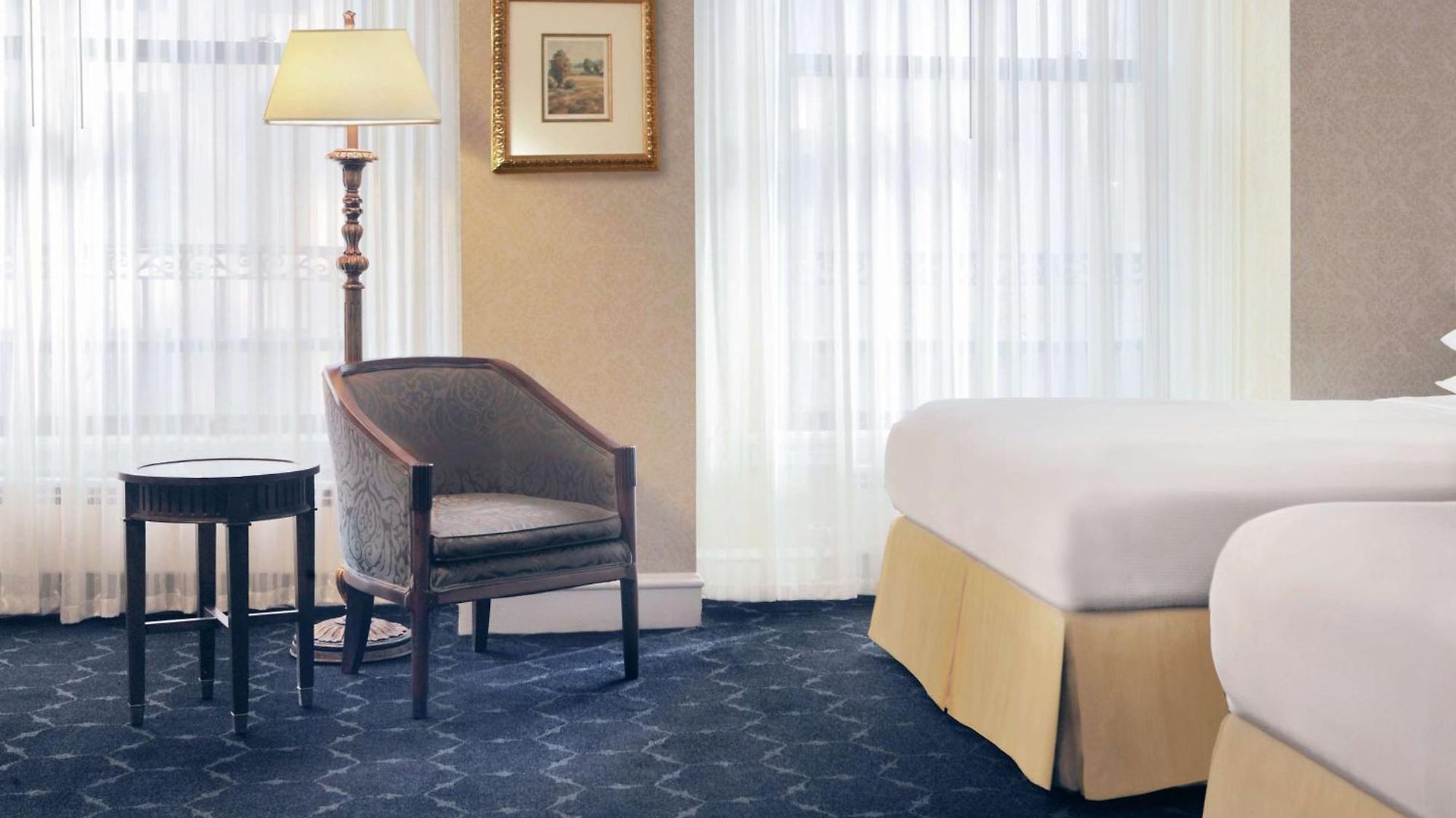 The Drake Hotel 4*
