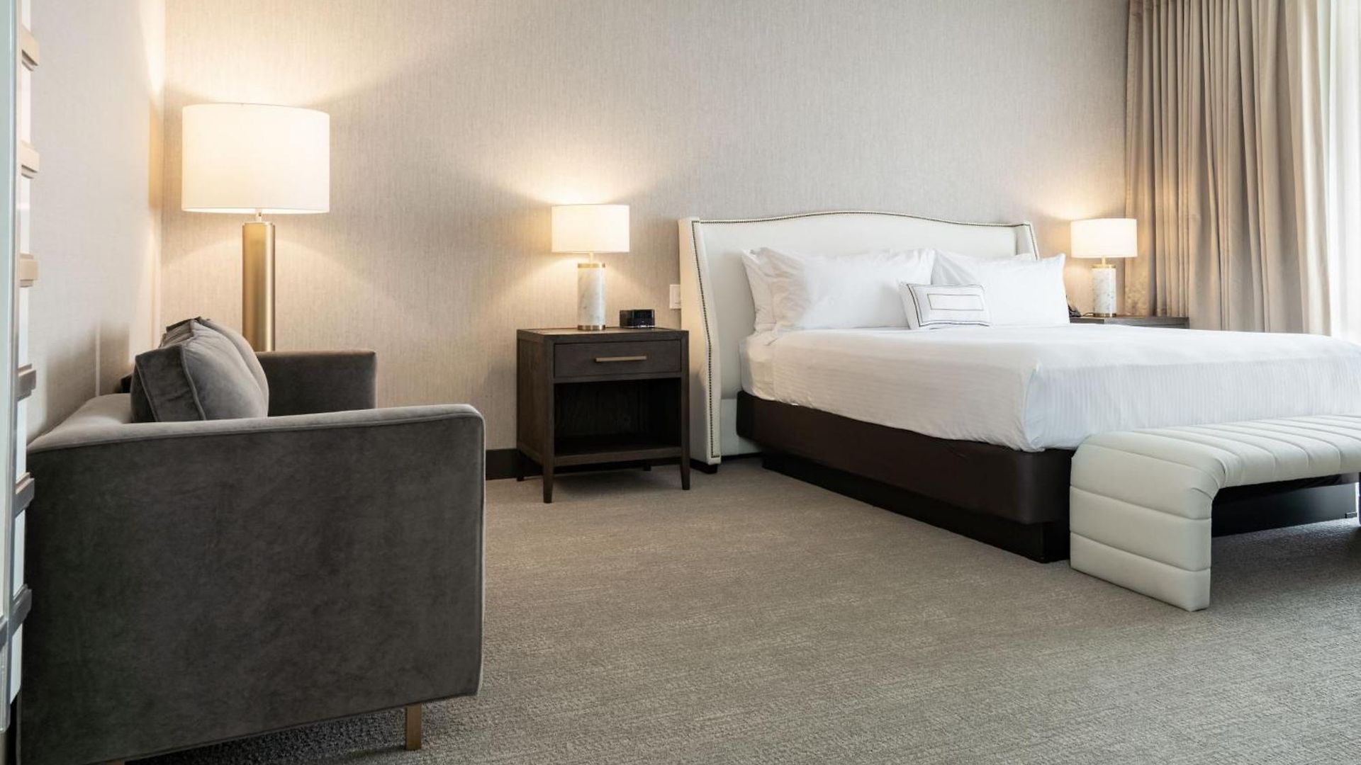 Springhill By Marriott Chinatown Hotel