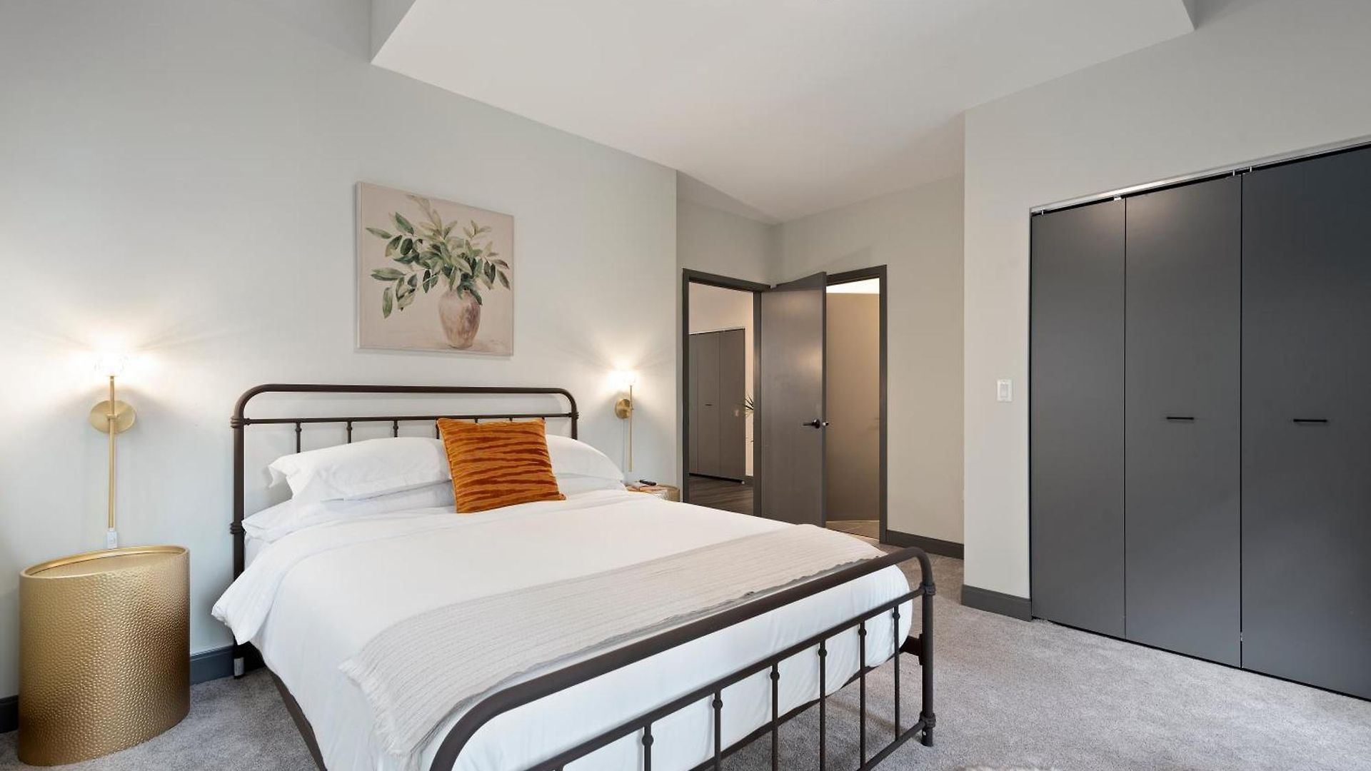 Experience Downtown At Millennium - Luxury In The Loop *