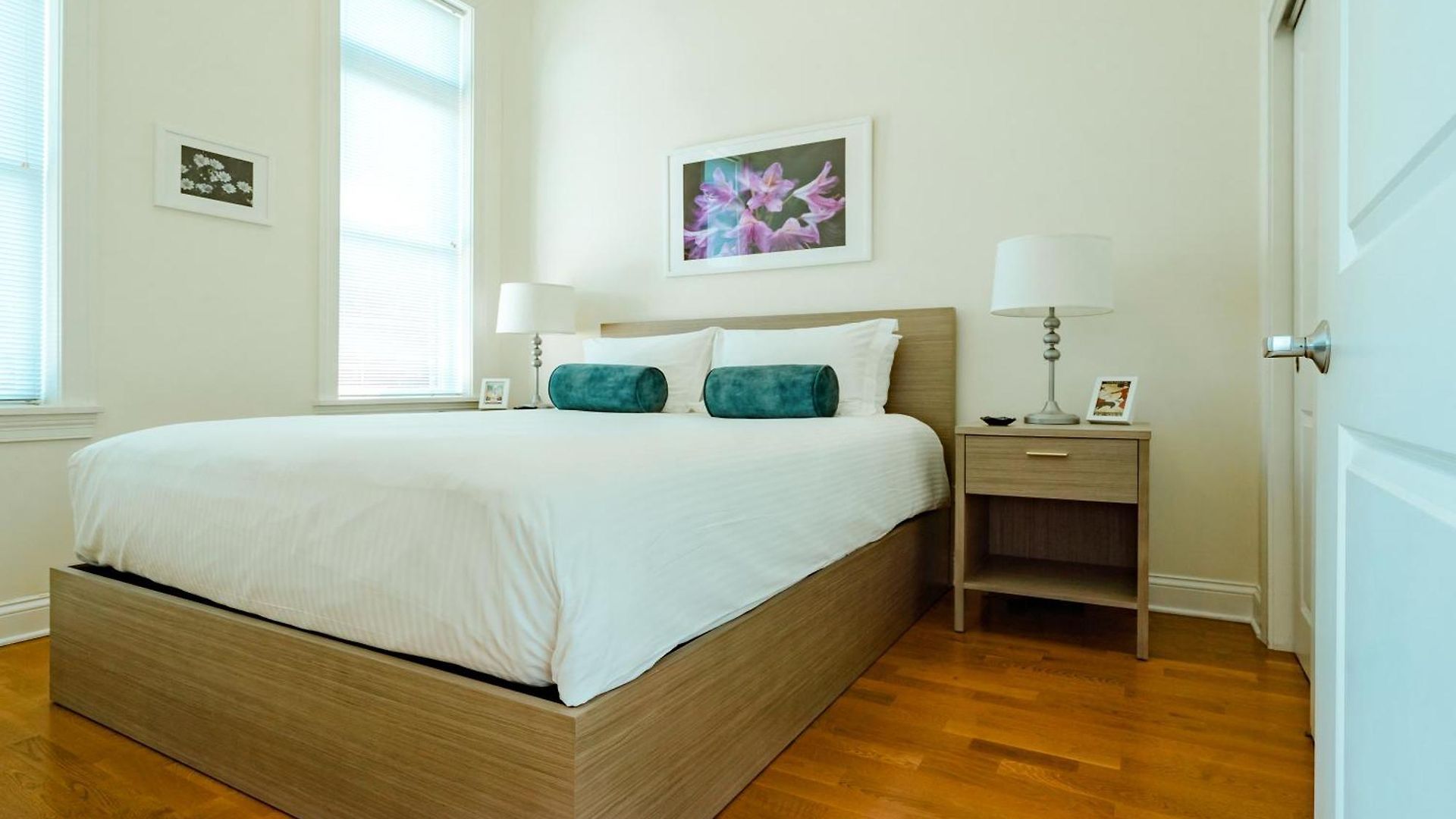 Hotel The 4*