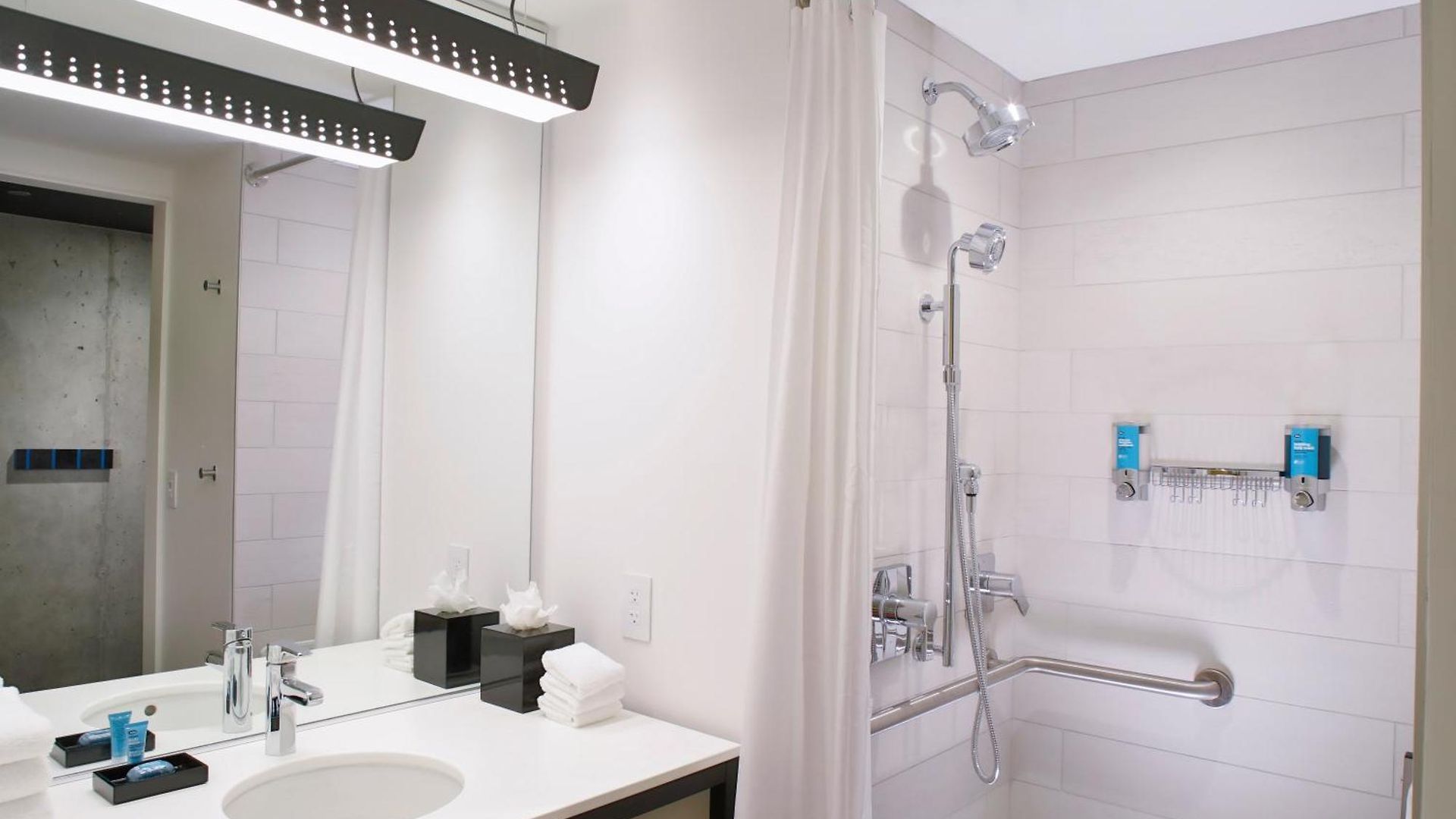 Aloft By Marriott Mag Mile Hotel Chicago