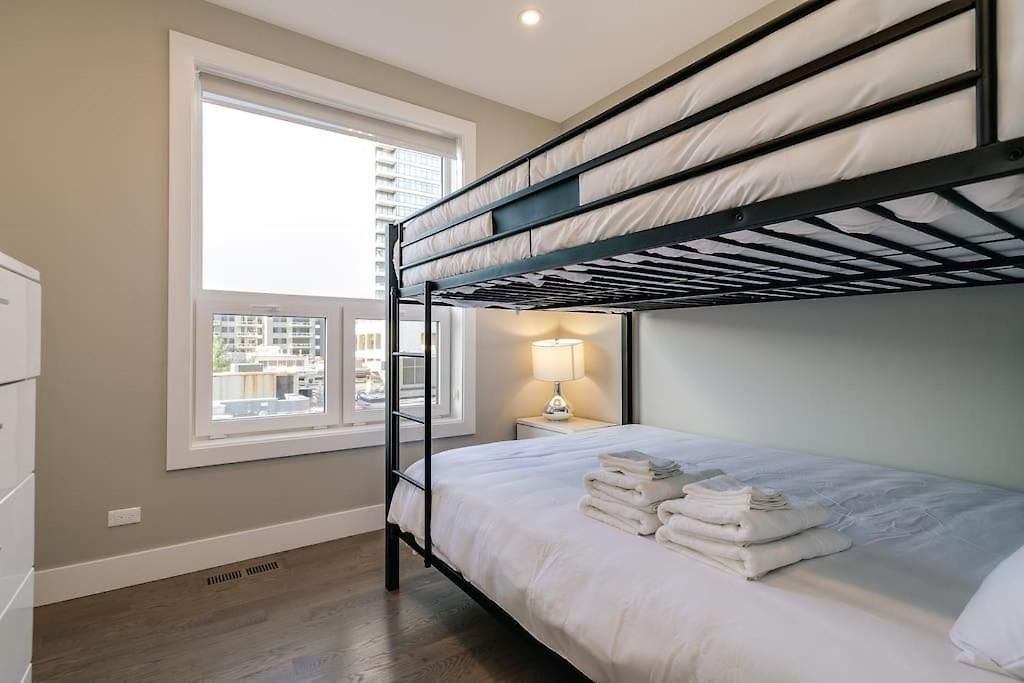 Holiday home 2 Newly Built Luxury With Private Roofdeck Chicago