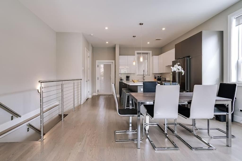 2 Newly Built Luxury With Private Roofdeck