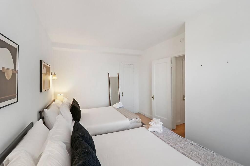 Sleek 1-bedroom In - East Park Tower 0610 Rep Apartment