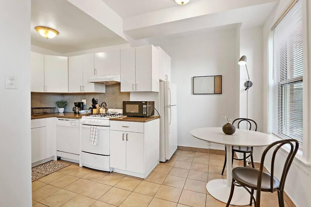 Apartment Sleek 1-bedroom In - East Park Tower 0610 Rep *