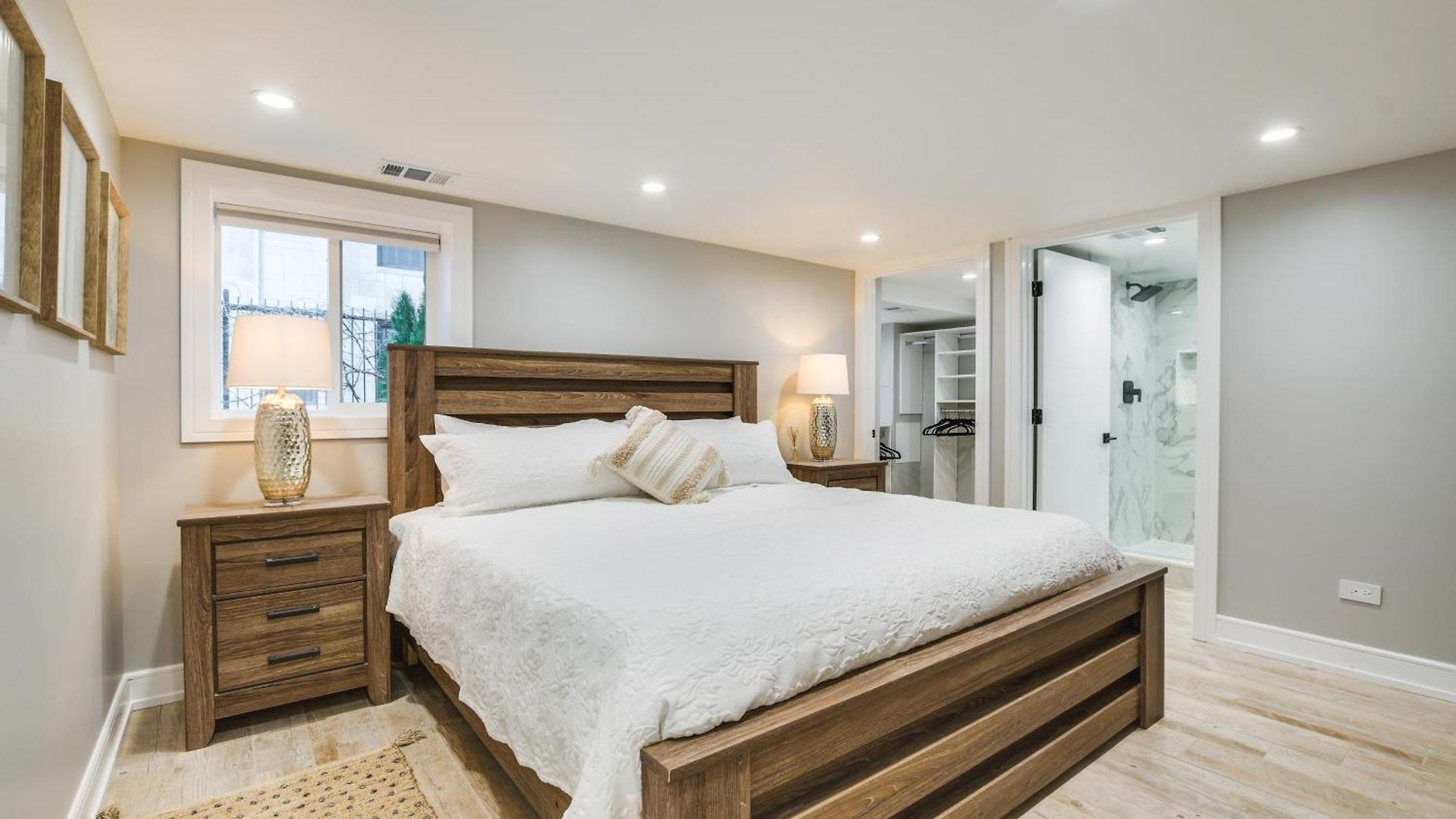 Stylish Retreat: Walk To Loyola *