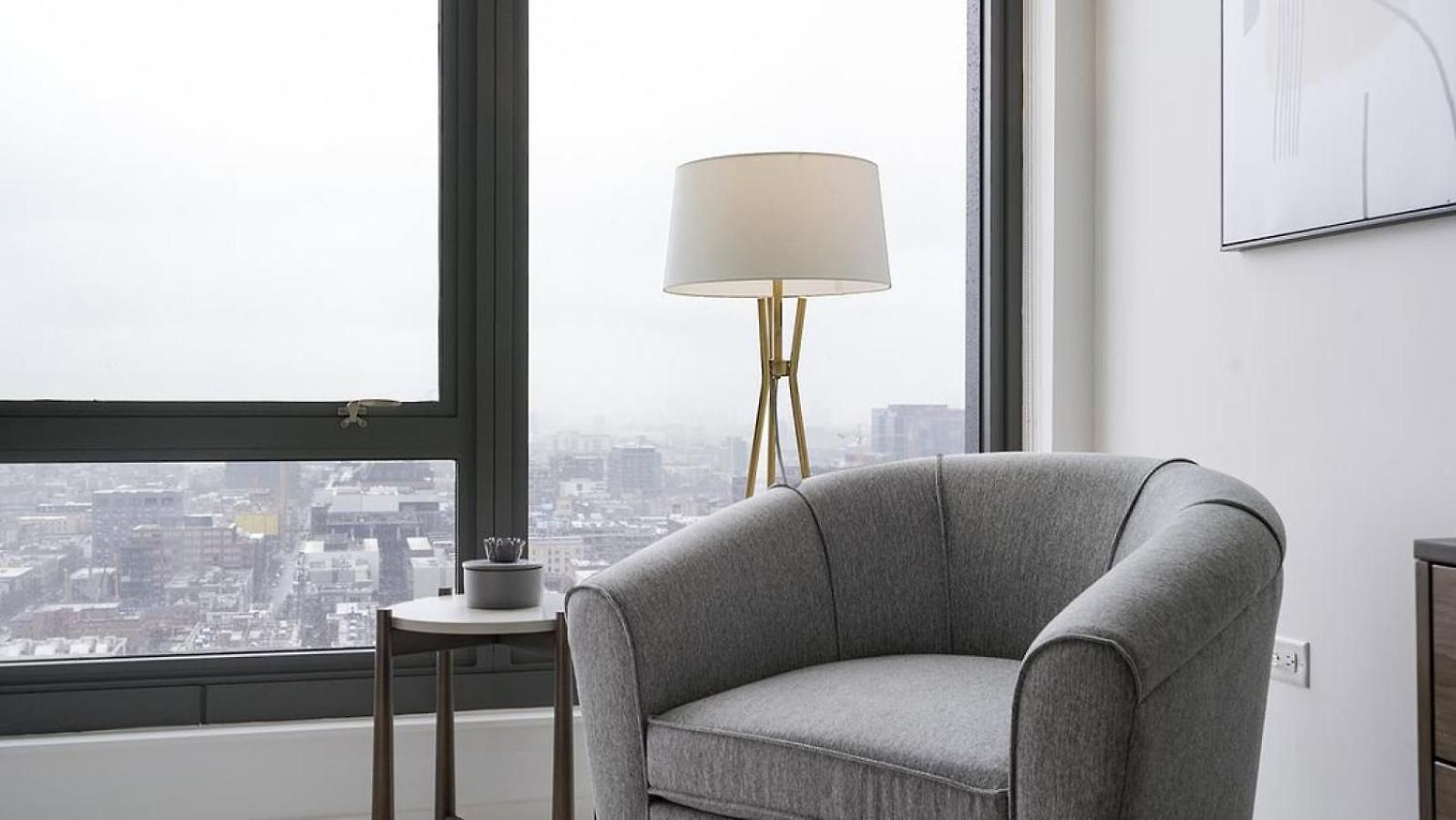 Landing Modern With Amazing Amenities *
