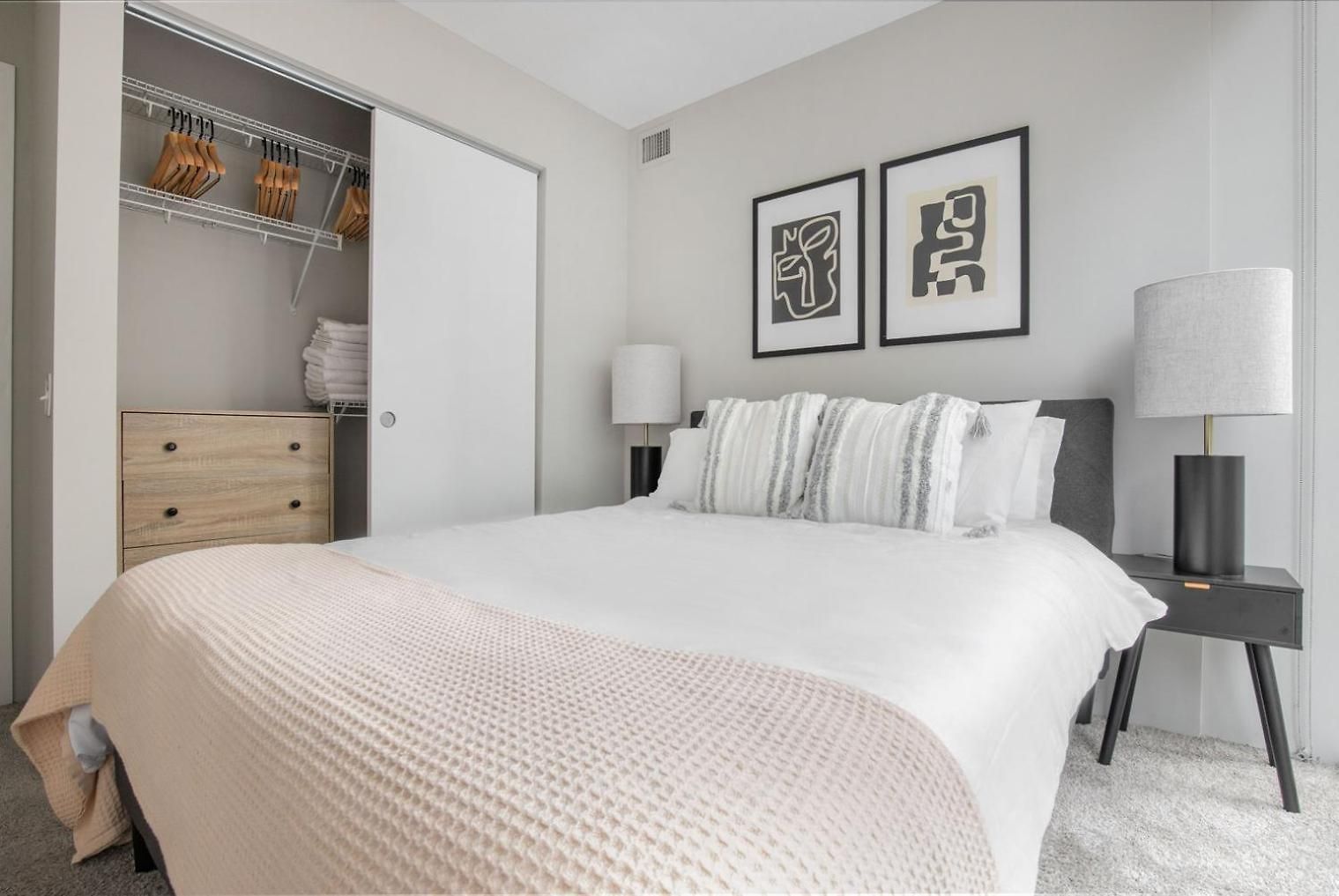 Apartment Streeterville 2br W Lounge Pool Nr Riverwalk Chi-1003 Chicago