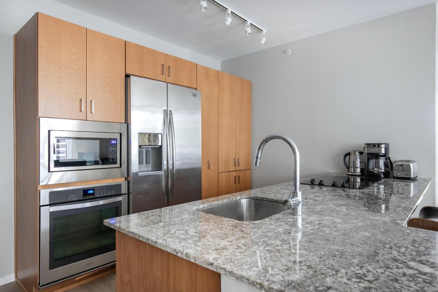 Apartment Streeterville 2br W Lounge Pool Nr Riverwalk Chi-1003
