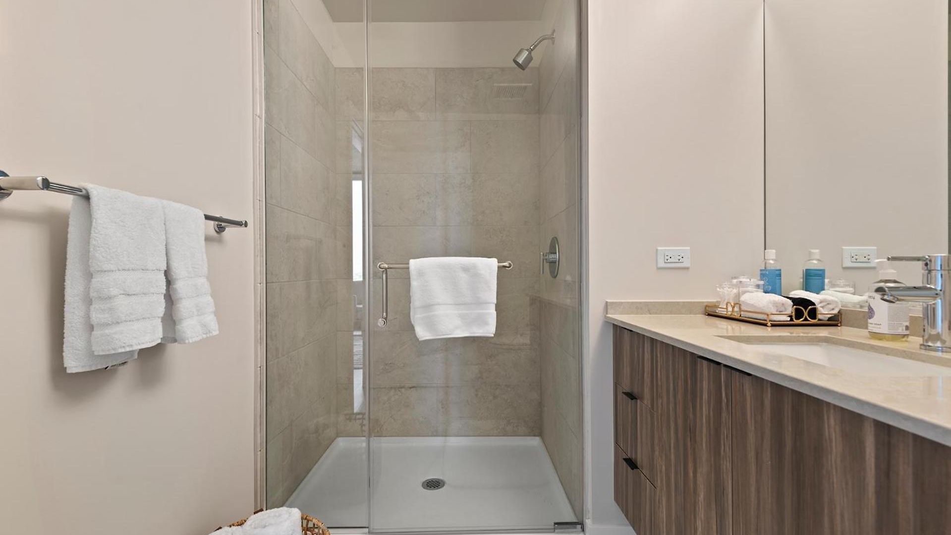 Apartment Sage Modern Near Union Park In West Loop *