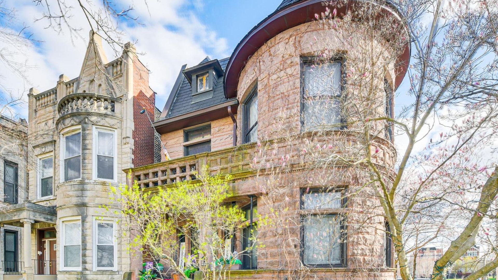 Victorian Mansion In Garfield Park