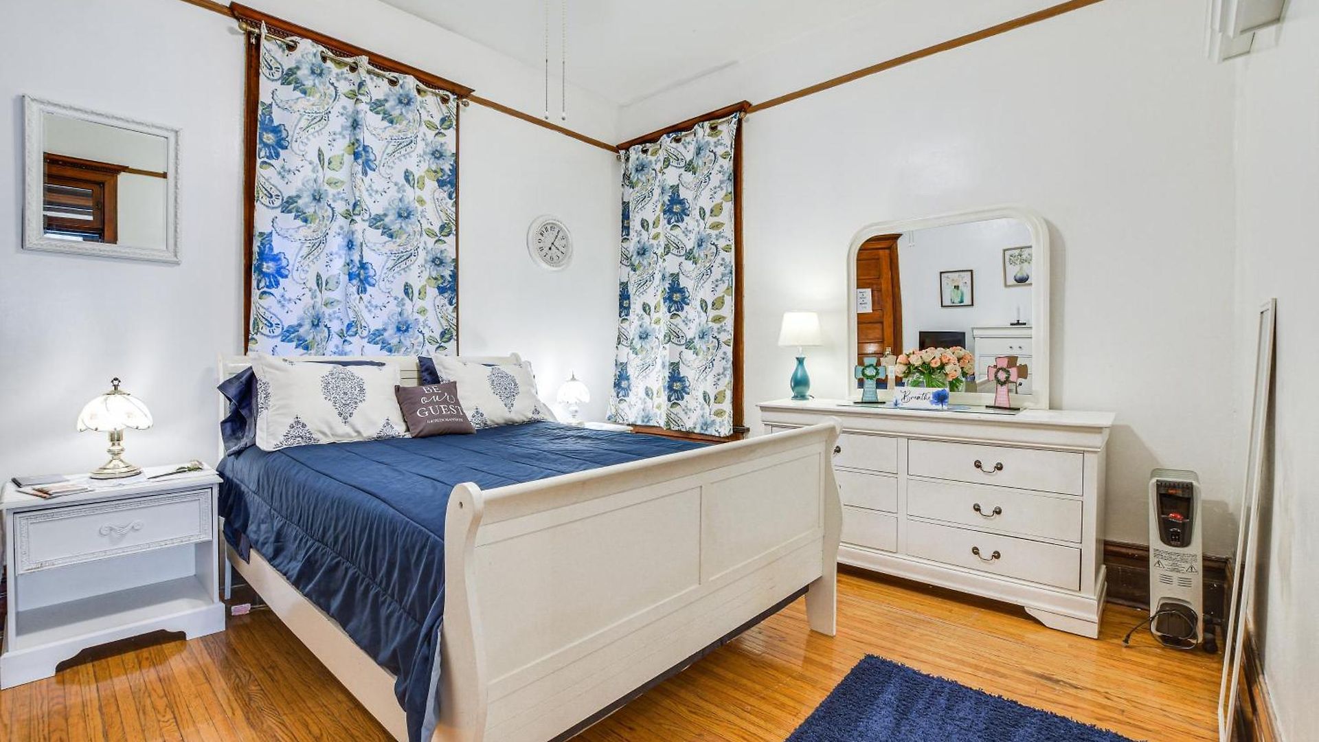 Holiday home Victorian Mansion In Garfield Park *