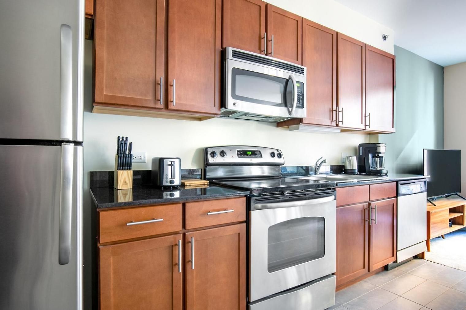 Apartment Loop W Pool Gym Nr Financial District Chi-267 Chicago