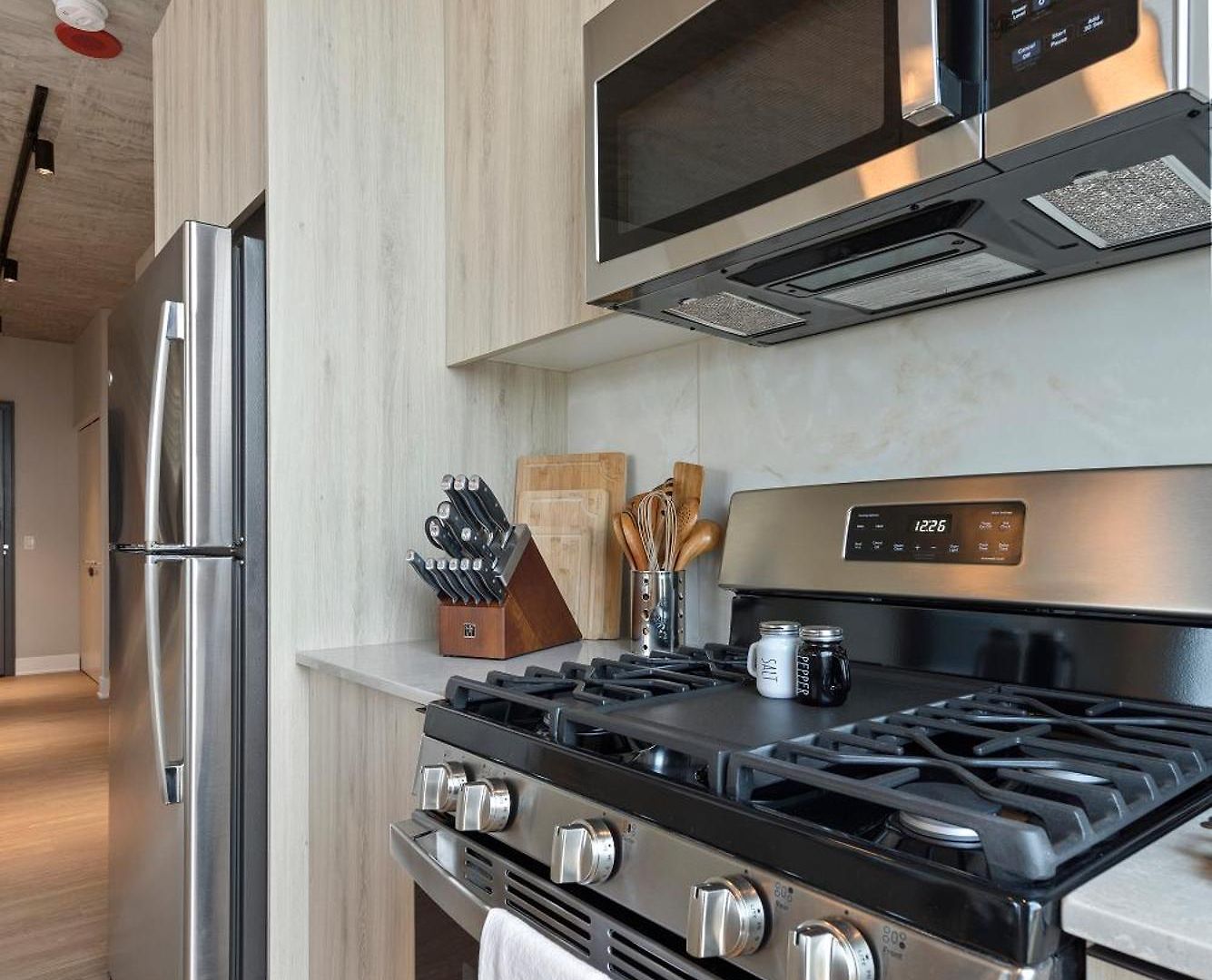 Sage Modern Near Union Park In West Loop Apartment Chicago