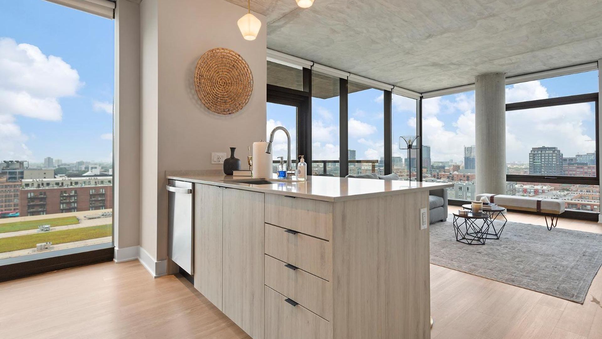 Sage Modern Near Union Park In West Loop Apartment