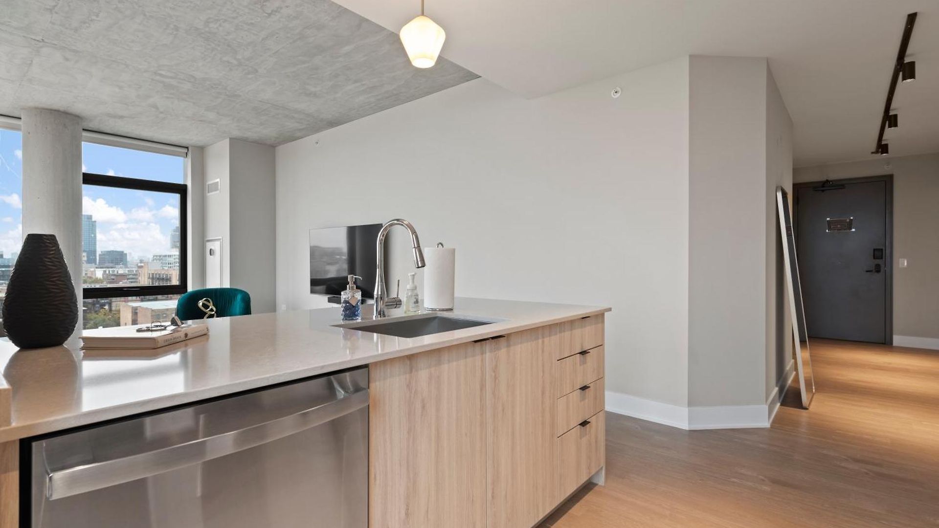 Apartment Sage Modern Near Union Park In West Loop