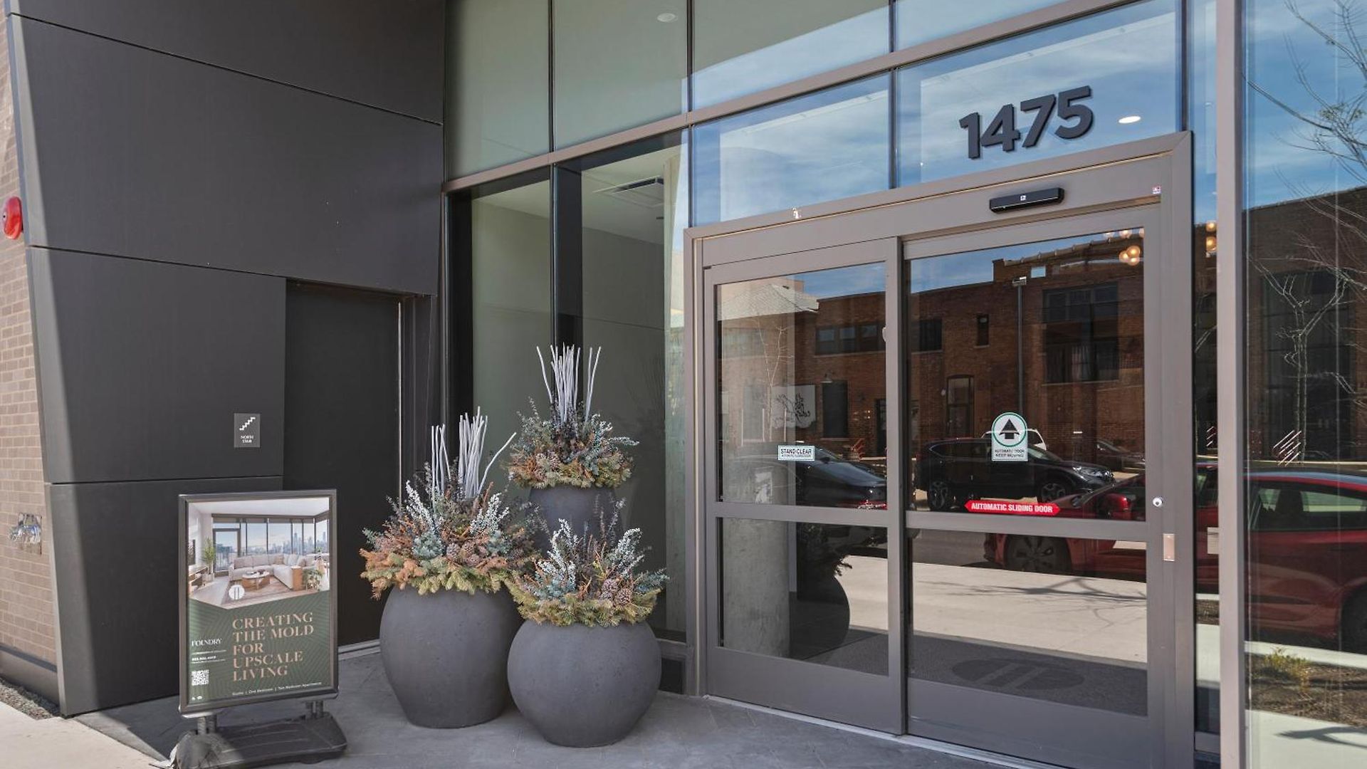 Foundry Unmatched Skyline Views At Lincoln Park * Chicago